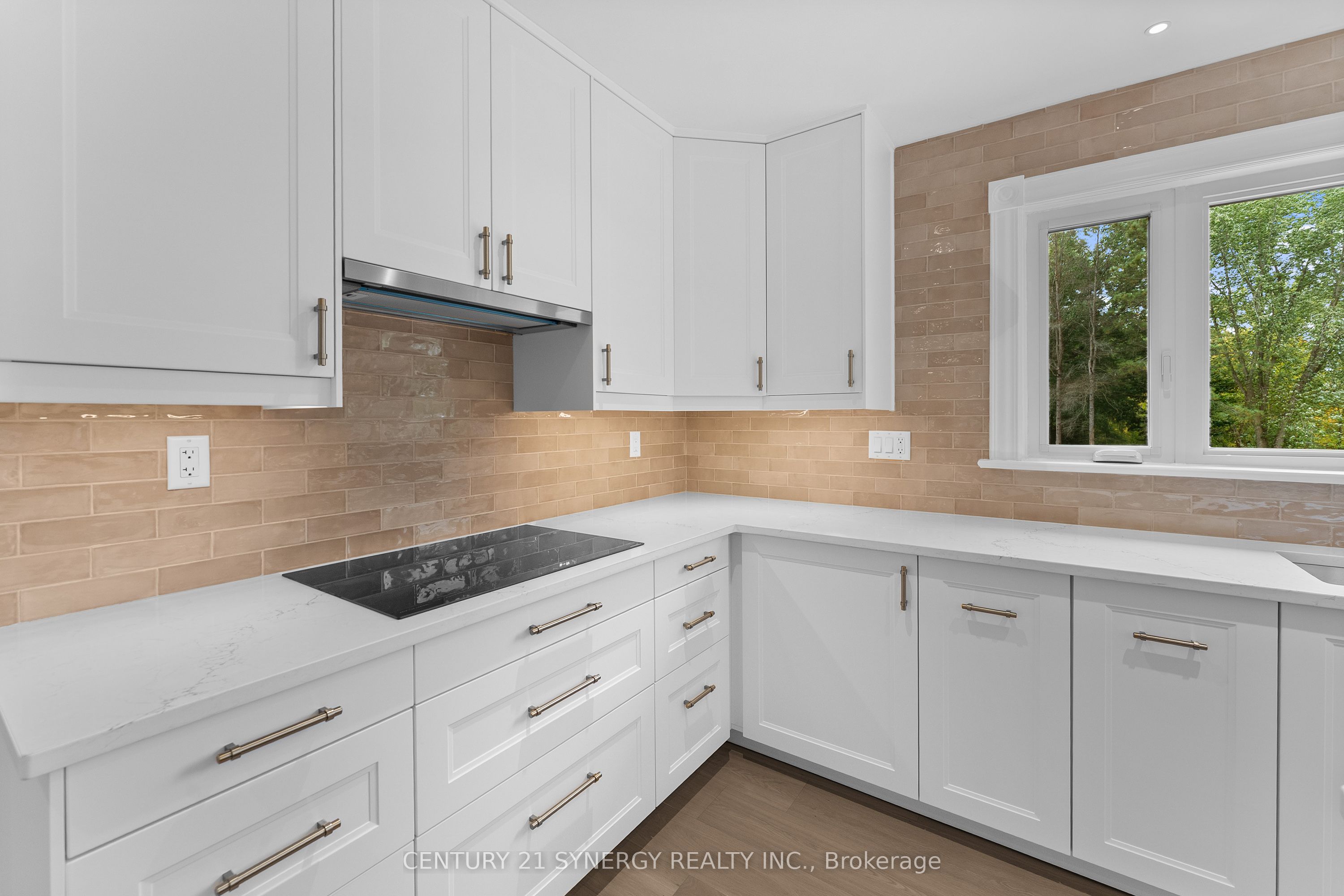 1580 Groves Road Property Photo 18