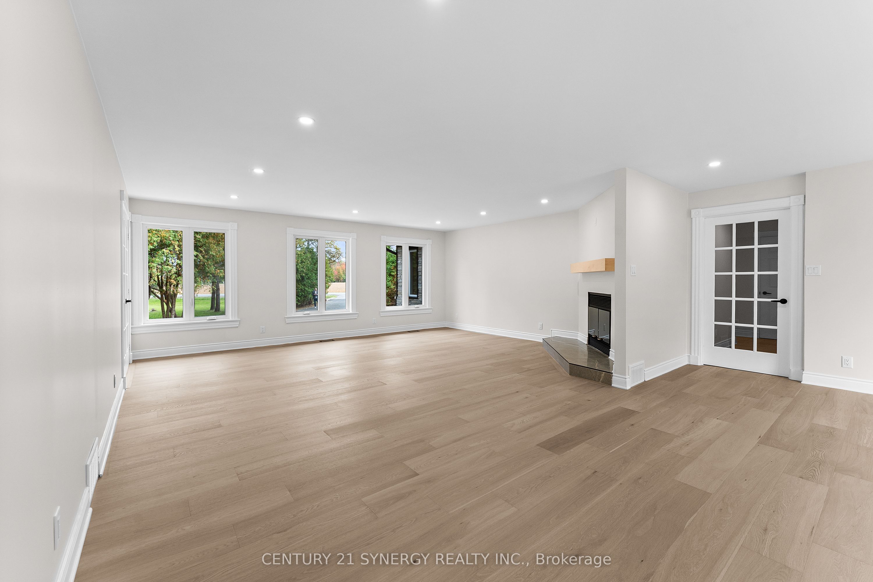 1580 Groves Road Property Photo 19
