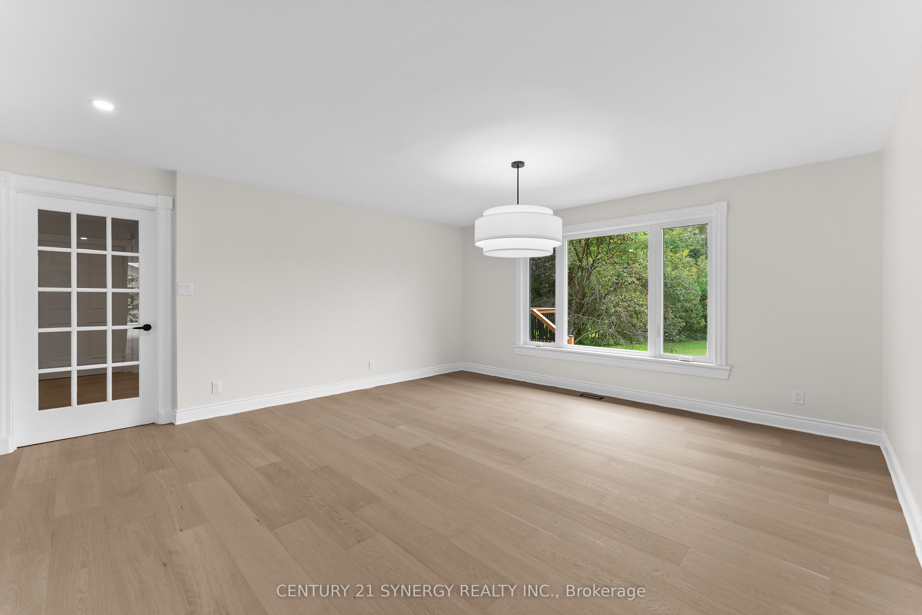 1580 Groves Road Property Photo 22