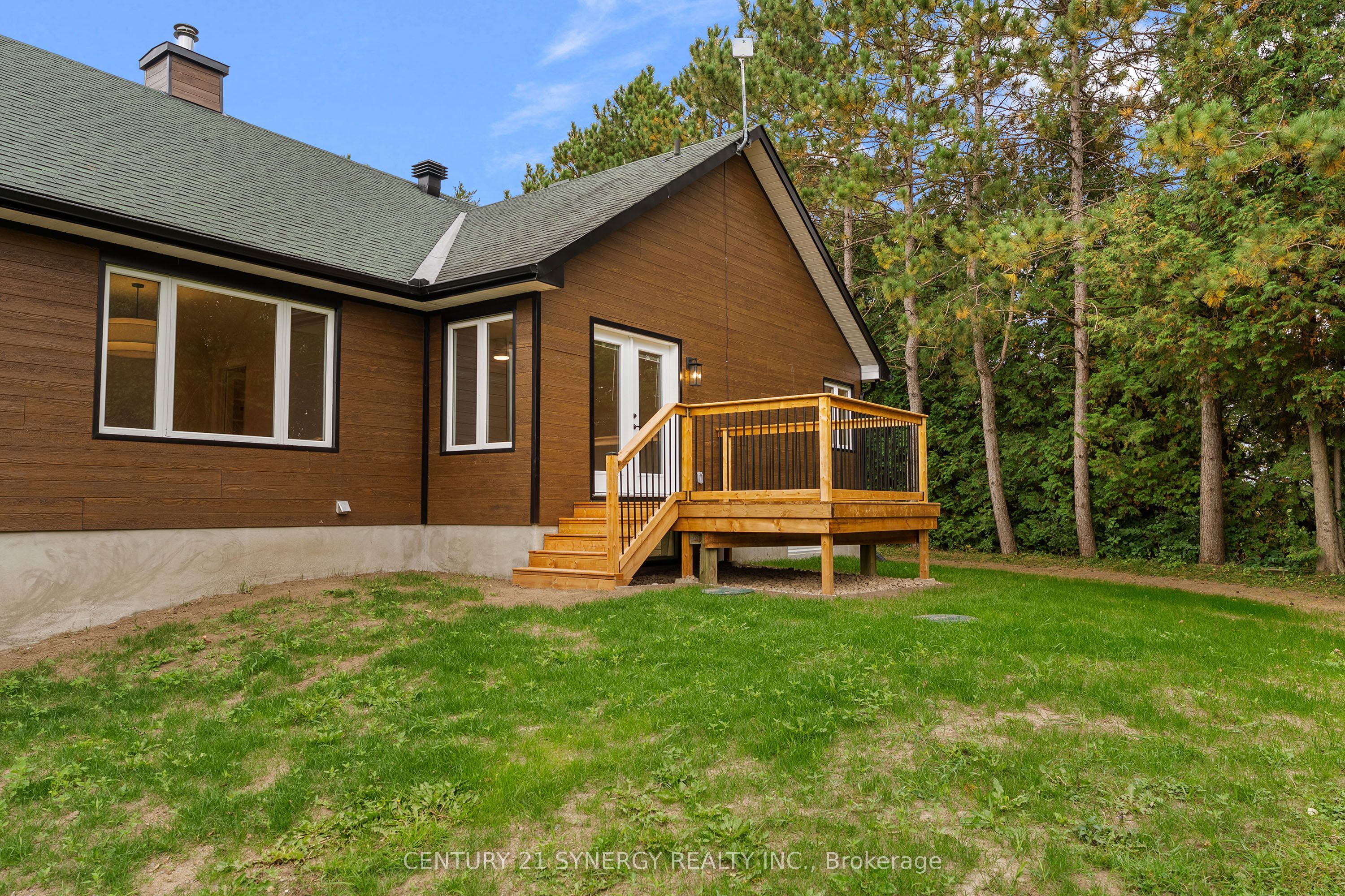 1580 Groves Road Property Photo 27
