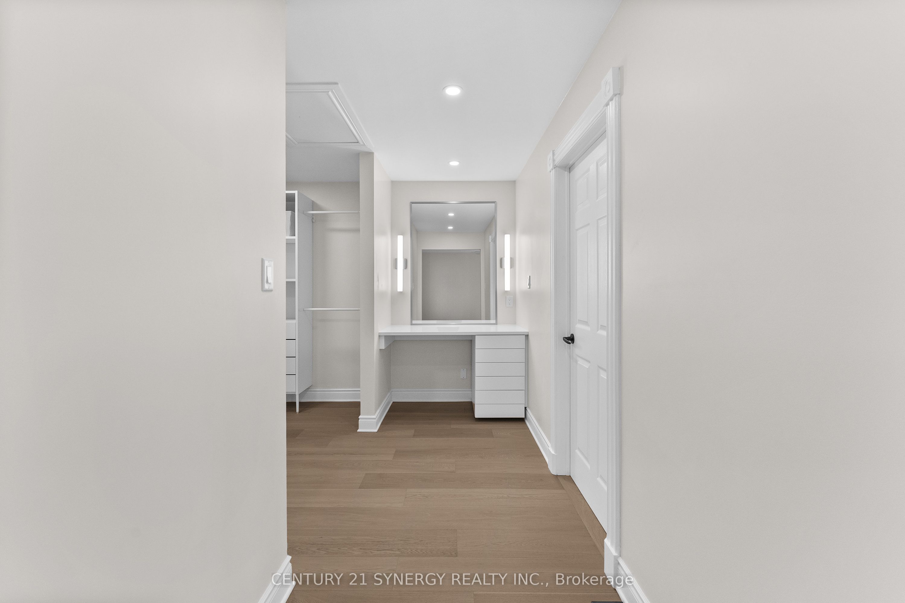 1580 Groves Road Property Photo 28