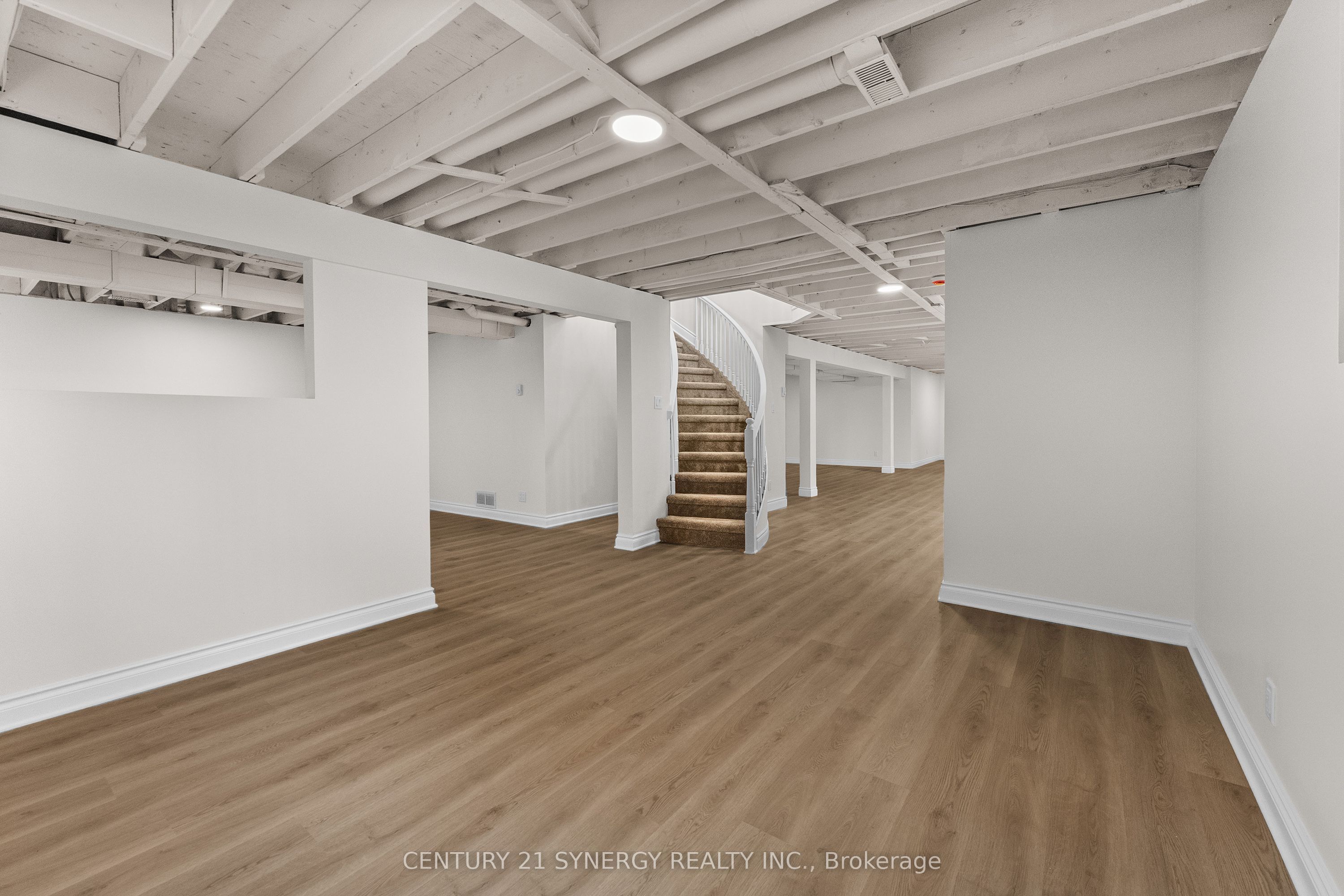 1580 Groves Road Property Photo 38