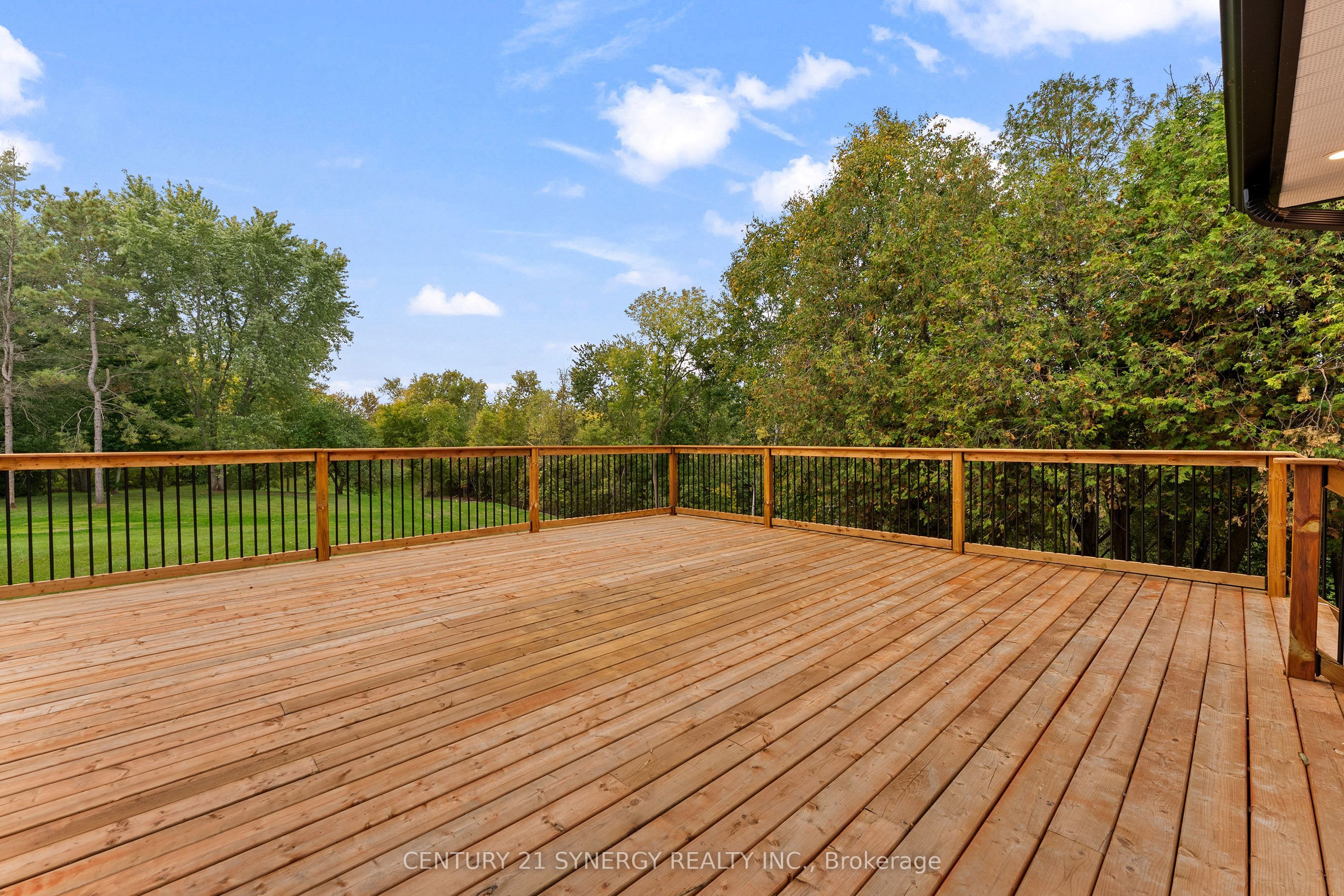 1580 Groves Road Property Photo 46