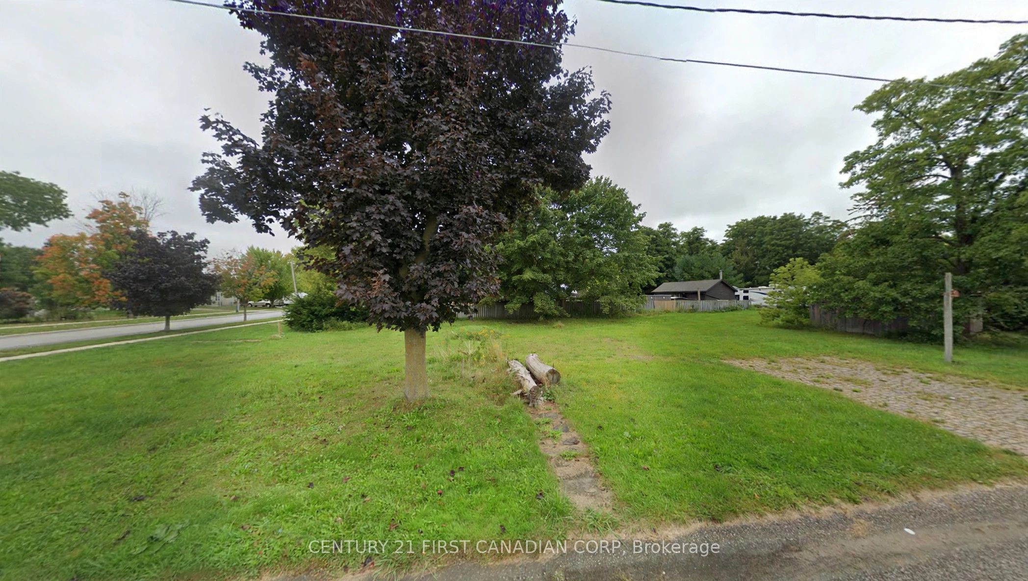 750 Havelock Street N Property Photo 4