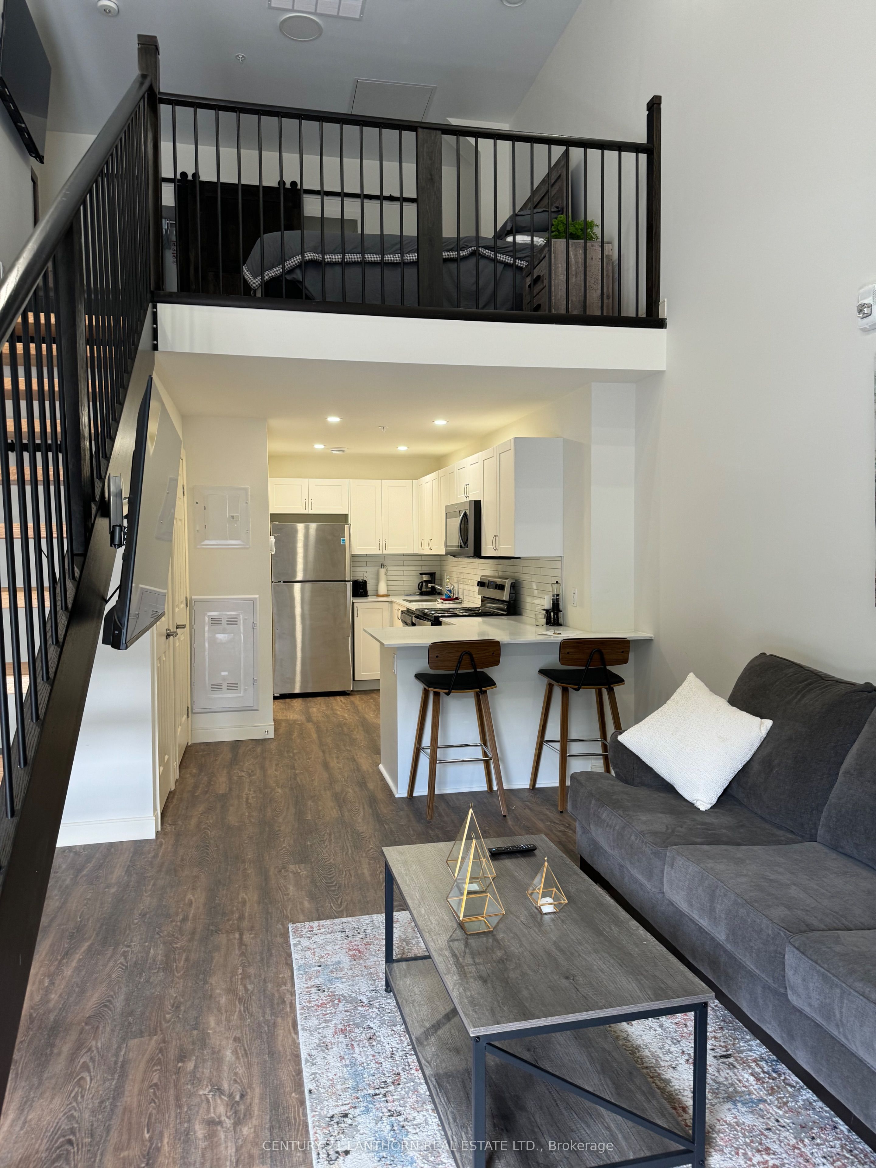 135 Station Street 129 Property Photo 1