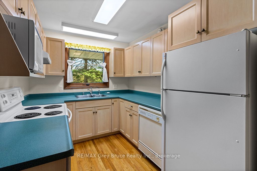 840 Mcnaughton Street Property Photo 18