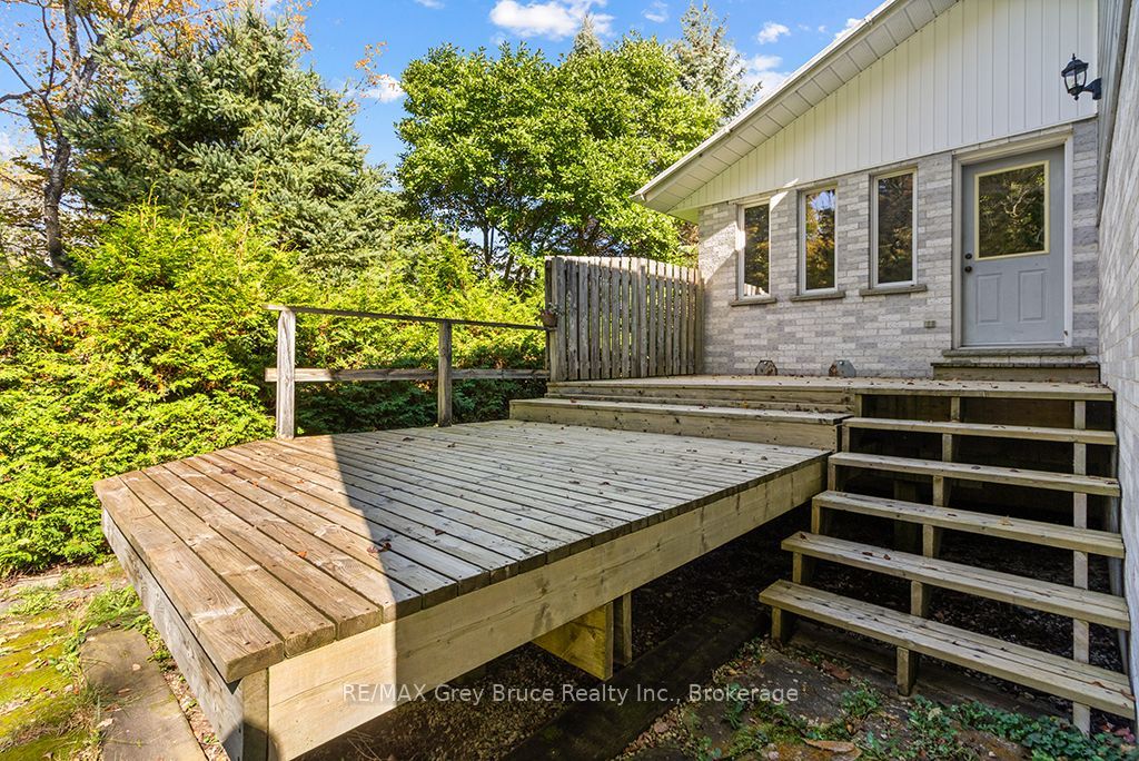 840 Mcnaughton Street Property Photo 23