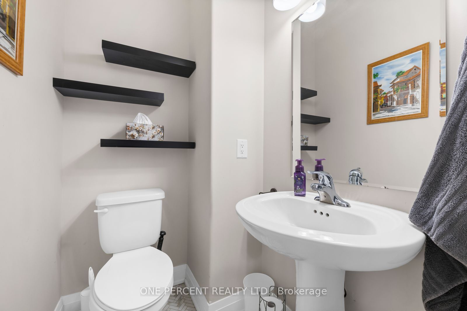 626 Haylock Gardens Property Photo 14
