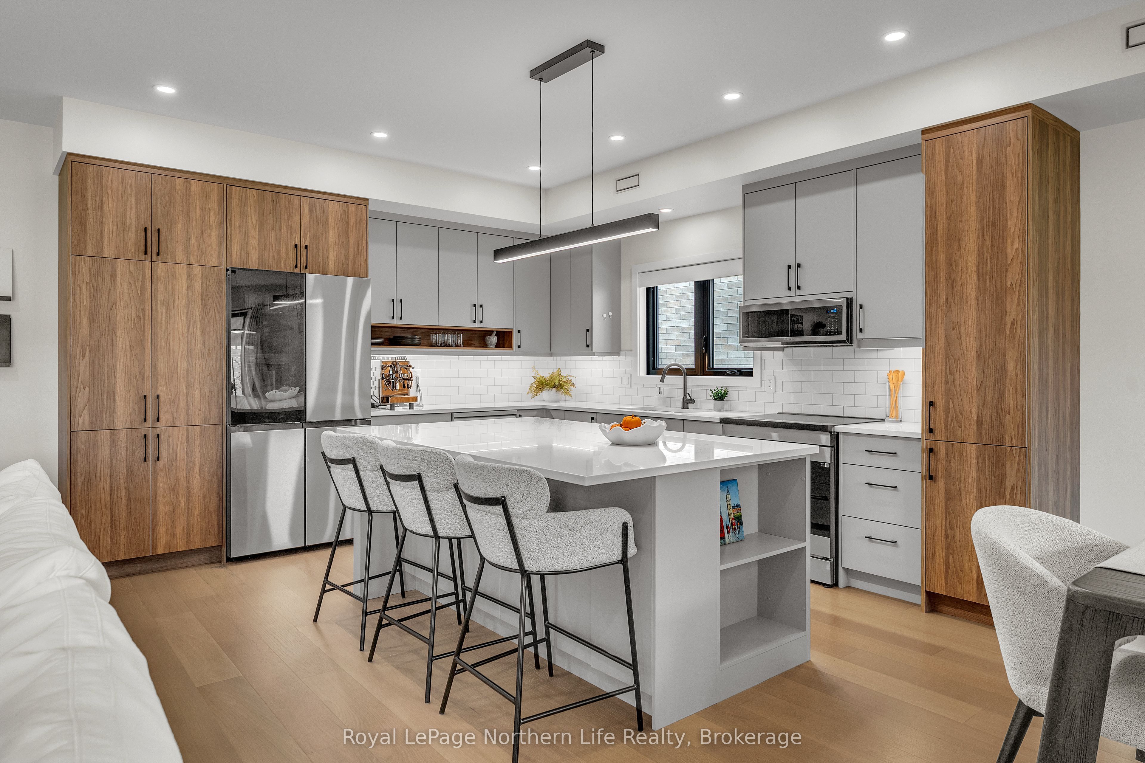 164 Sugarbush Street Property Photo 14