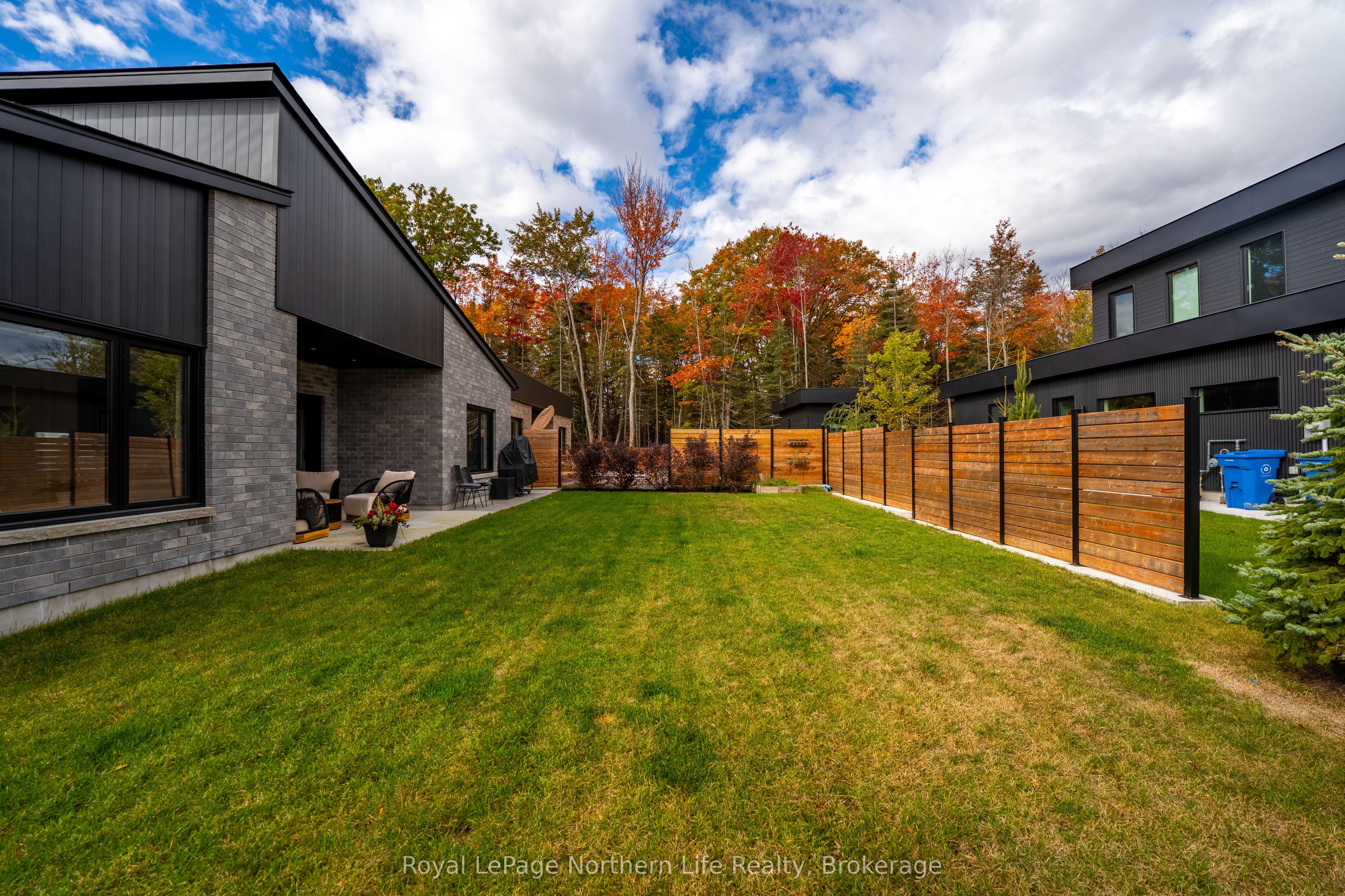 164 Sugarbush Street Property Photo 33