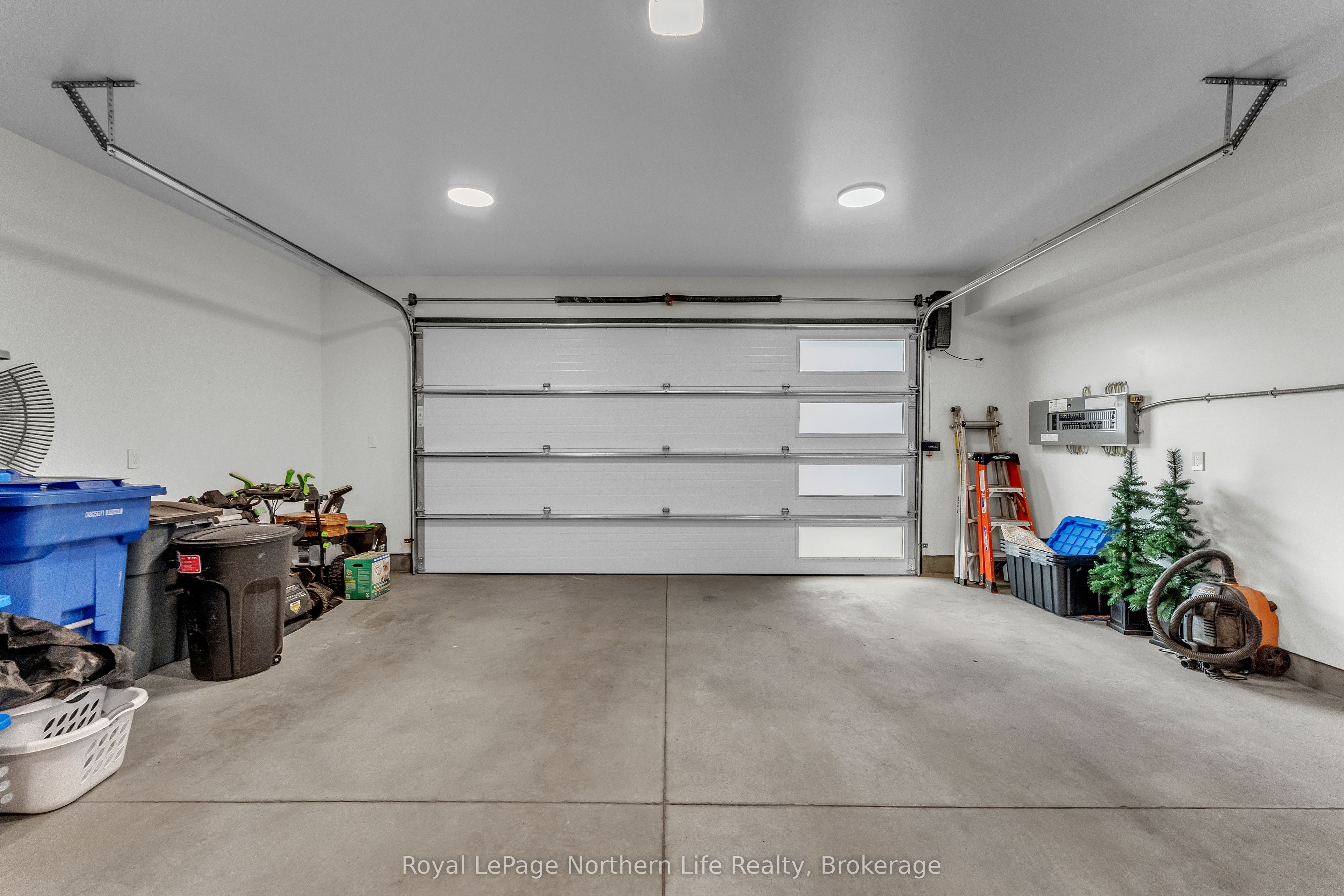 164 Sugarbush Street Property Photo 37