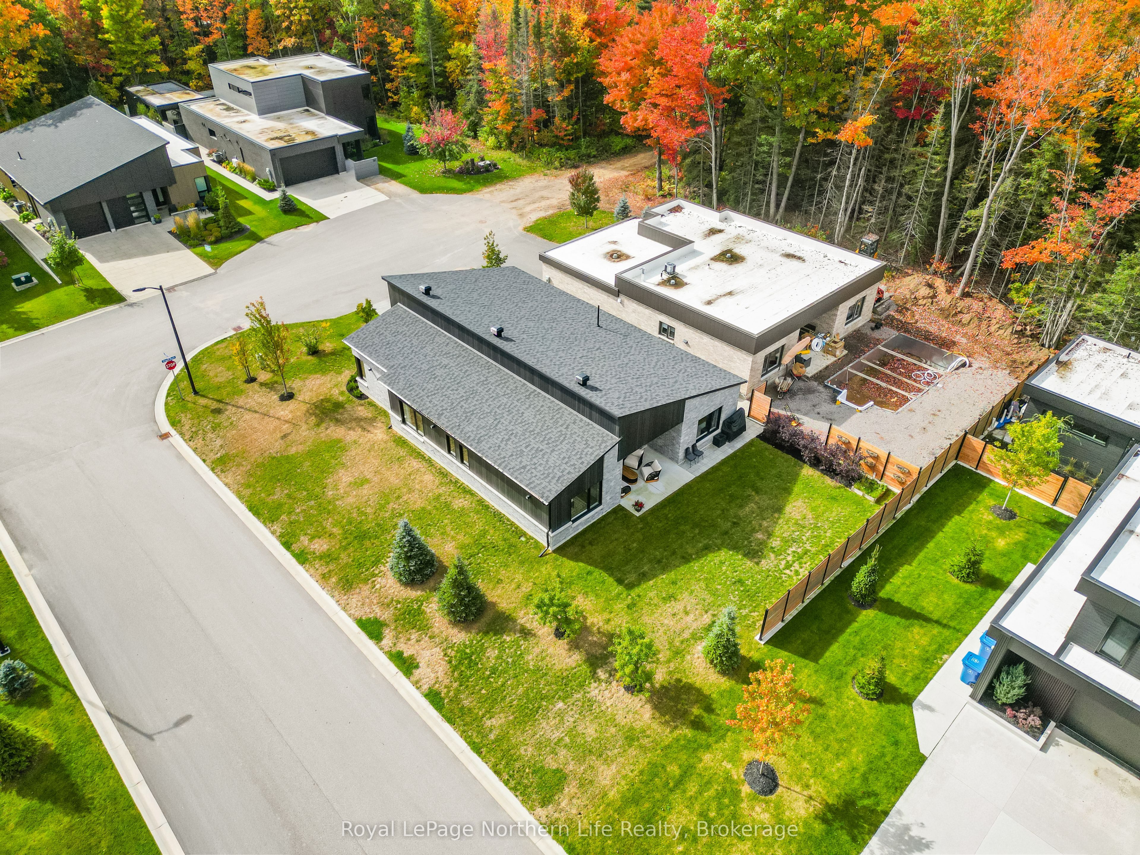 164 Sugarbush Street Property Photo 41