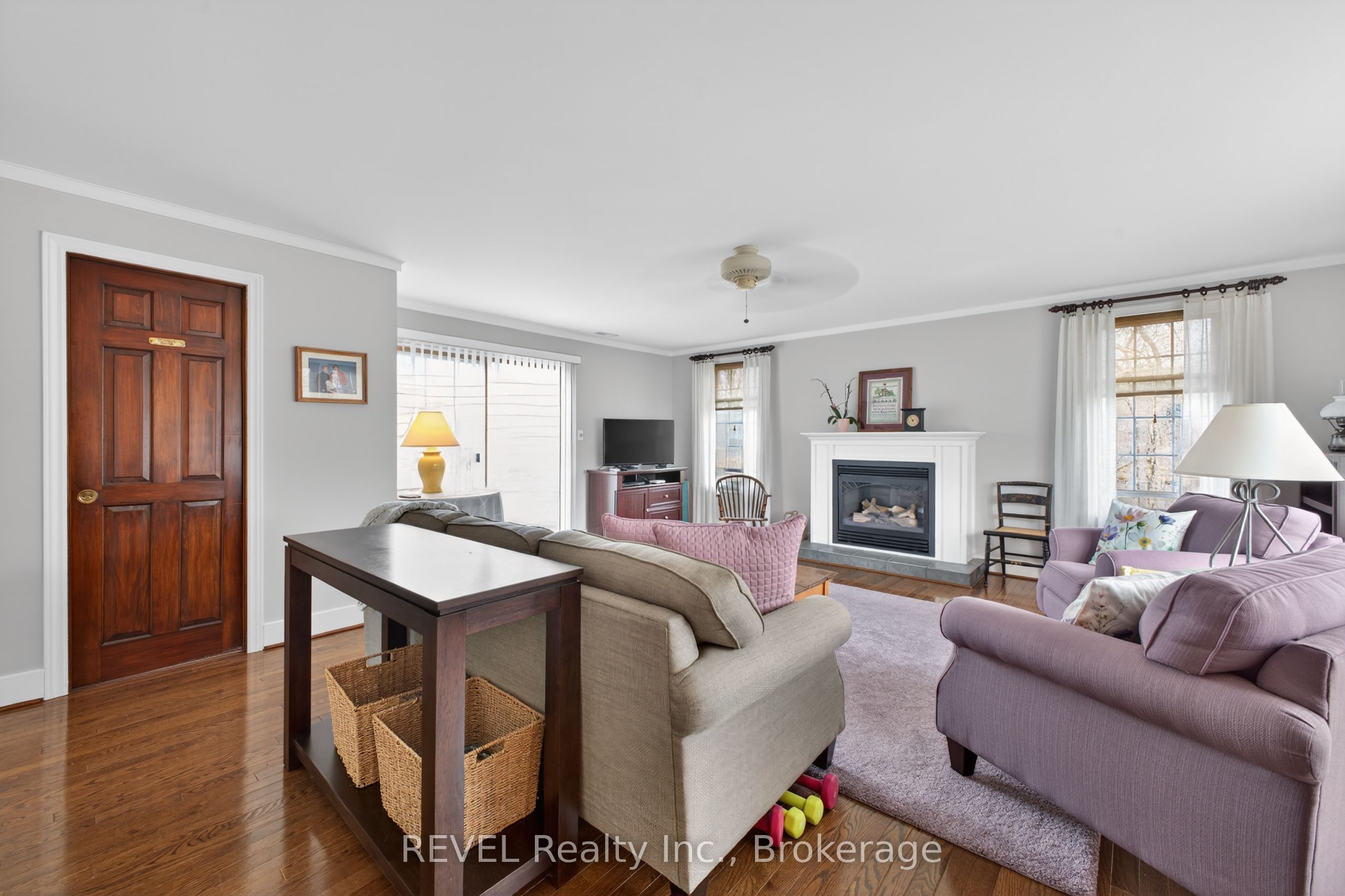 1258 Phillips Street Property Photo 12