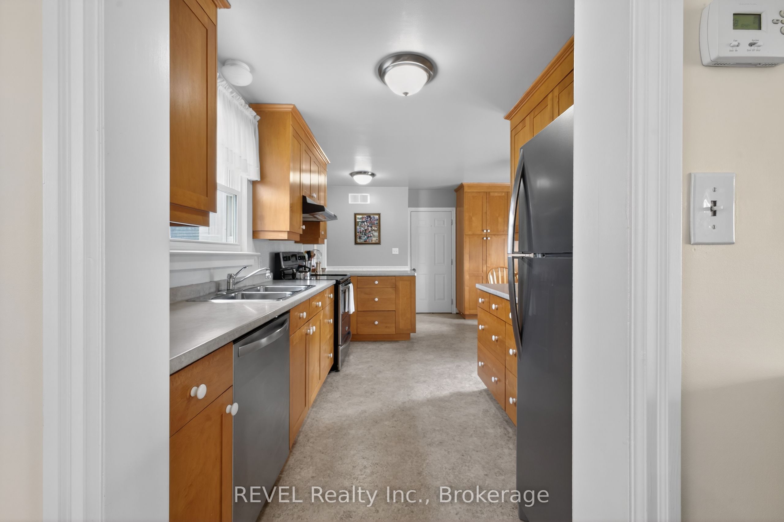 1258 Phillips Street Property Photo 16