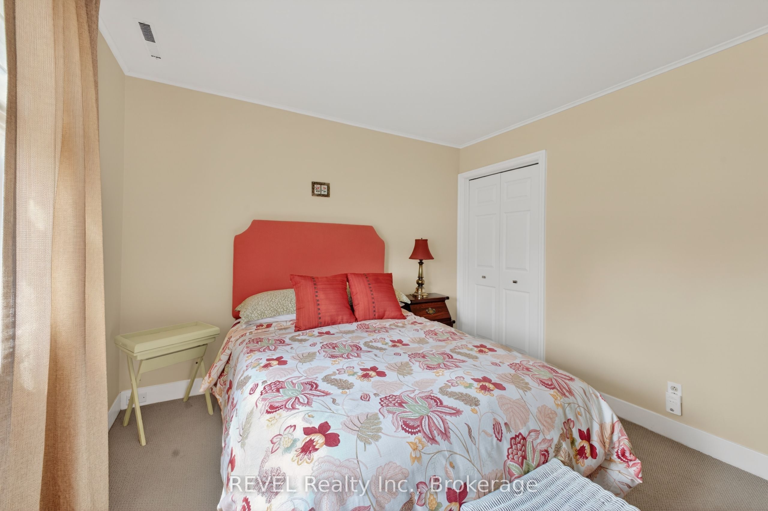 1258 Phillips Street Property Photo 28