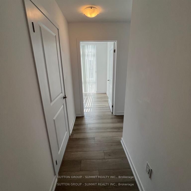460 Dundas Street E 227 Property Photo 5