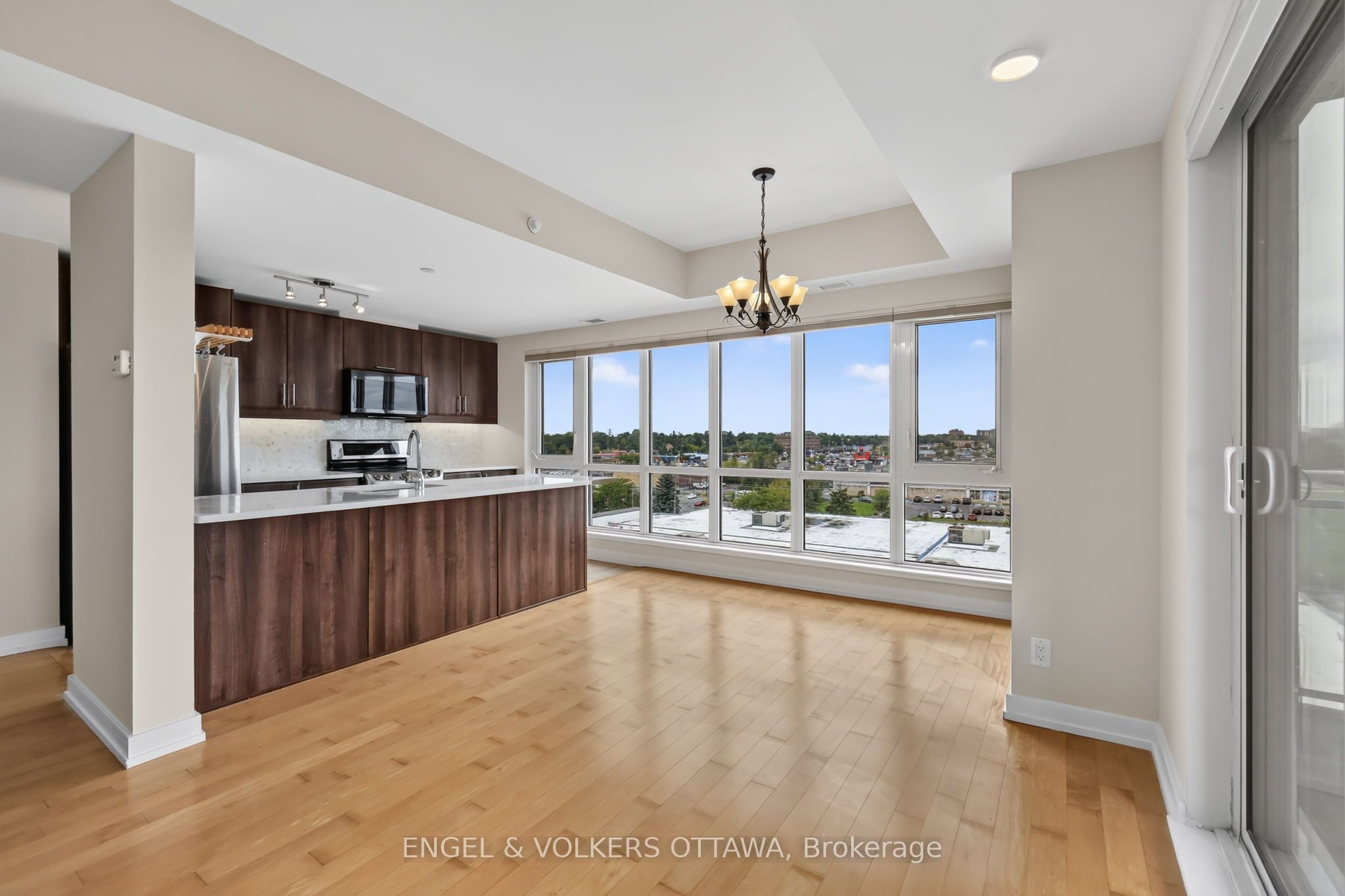 330 Titan Private 711 Property Photo 10