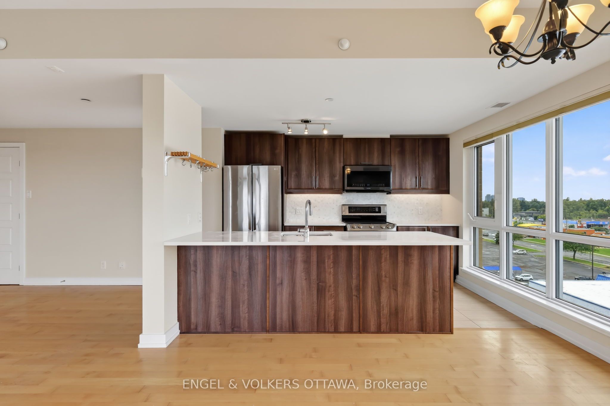 330 Titan Private 711 Property Photo 16