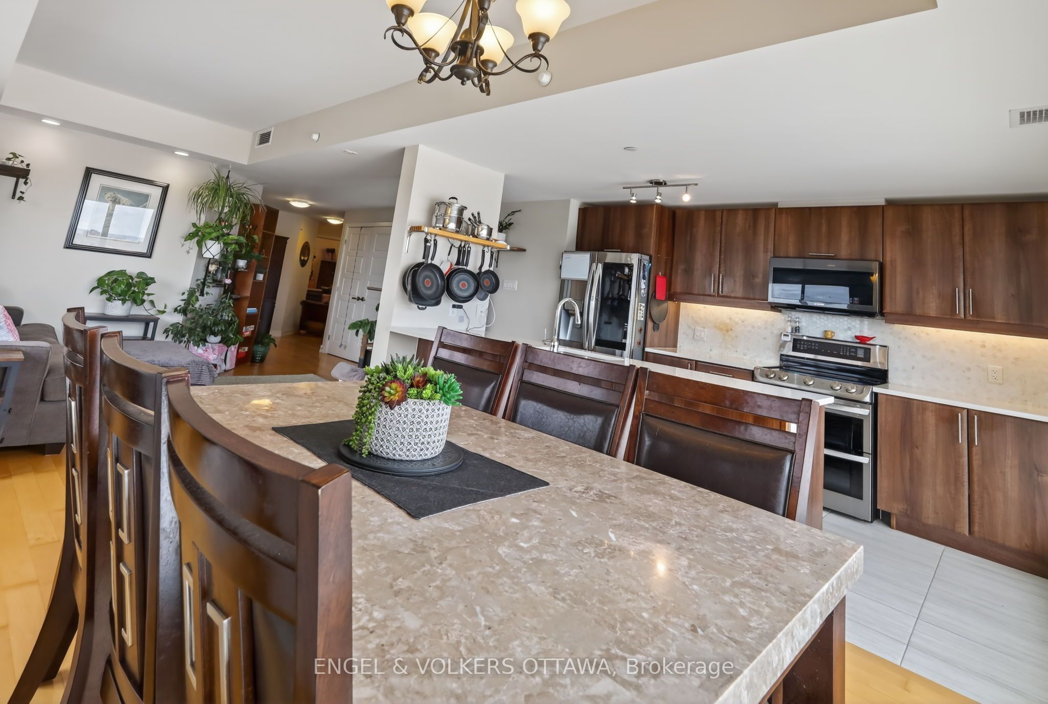 330 Titan Private 711 Property Photo 20