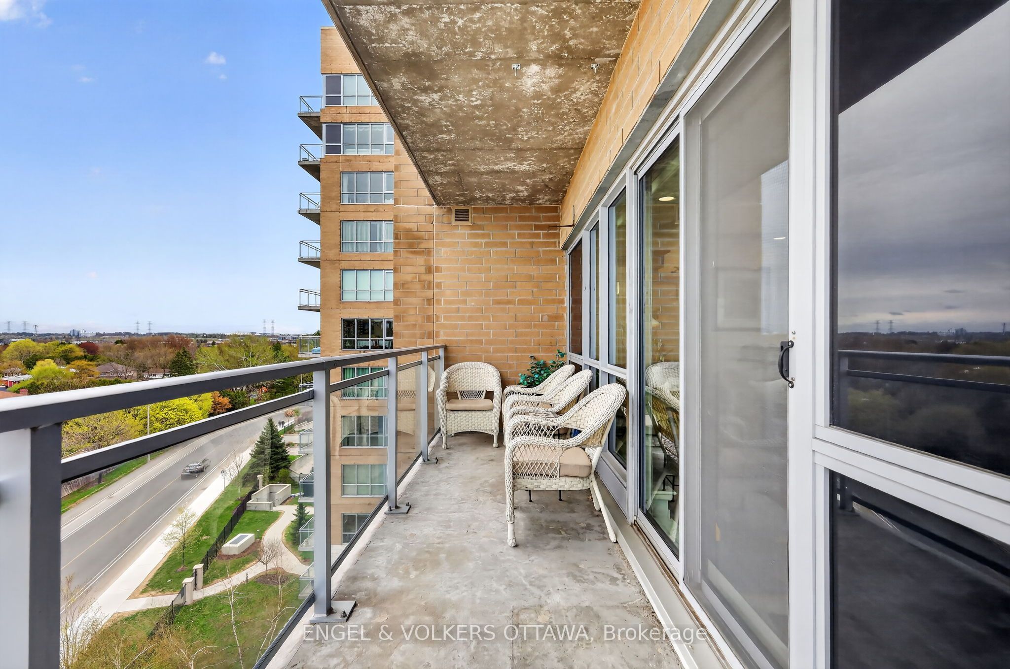 330 Titan Private 711 Property Photo 29