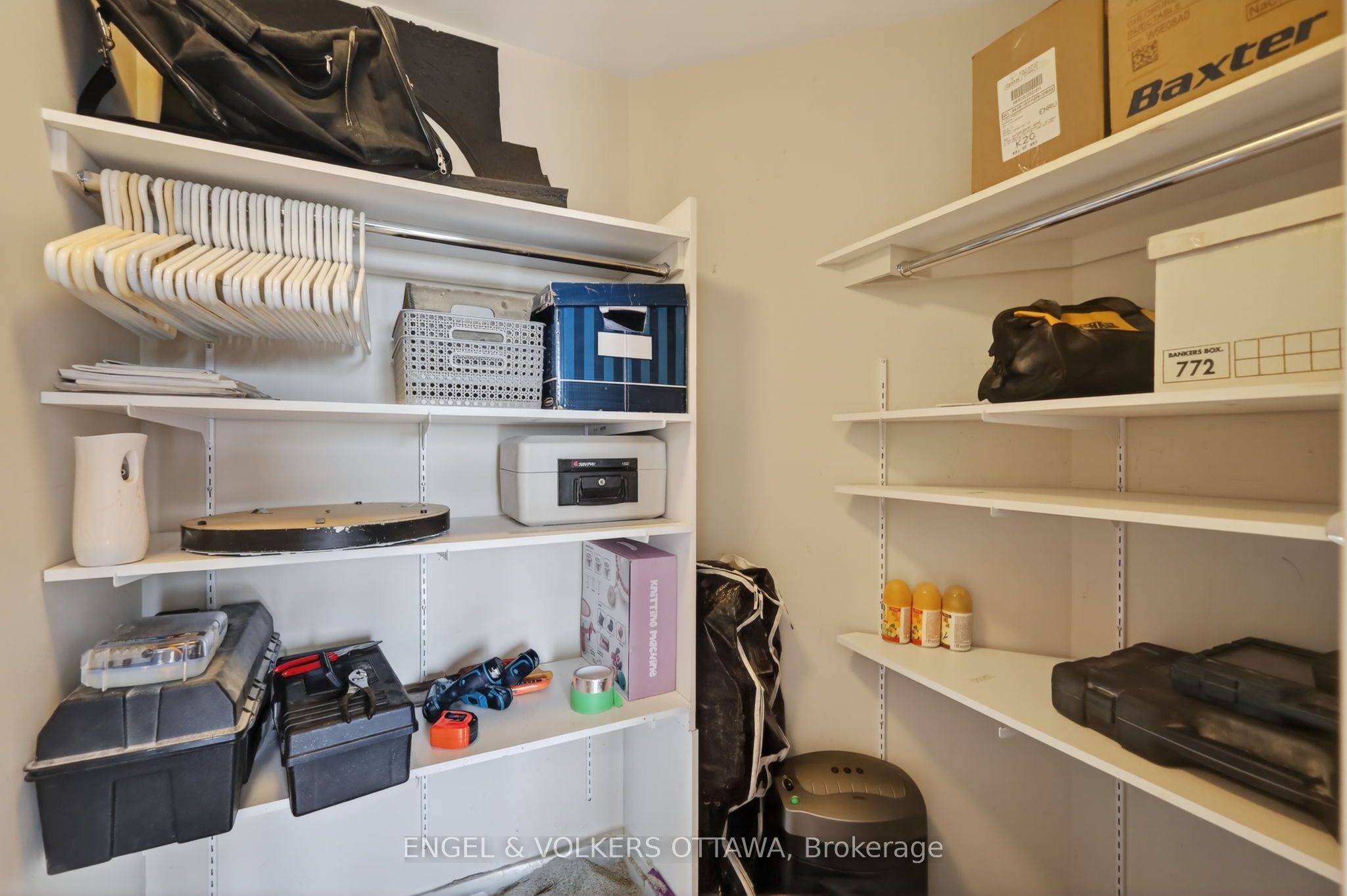 330 Titan Private 711 Property Photo 39