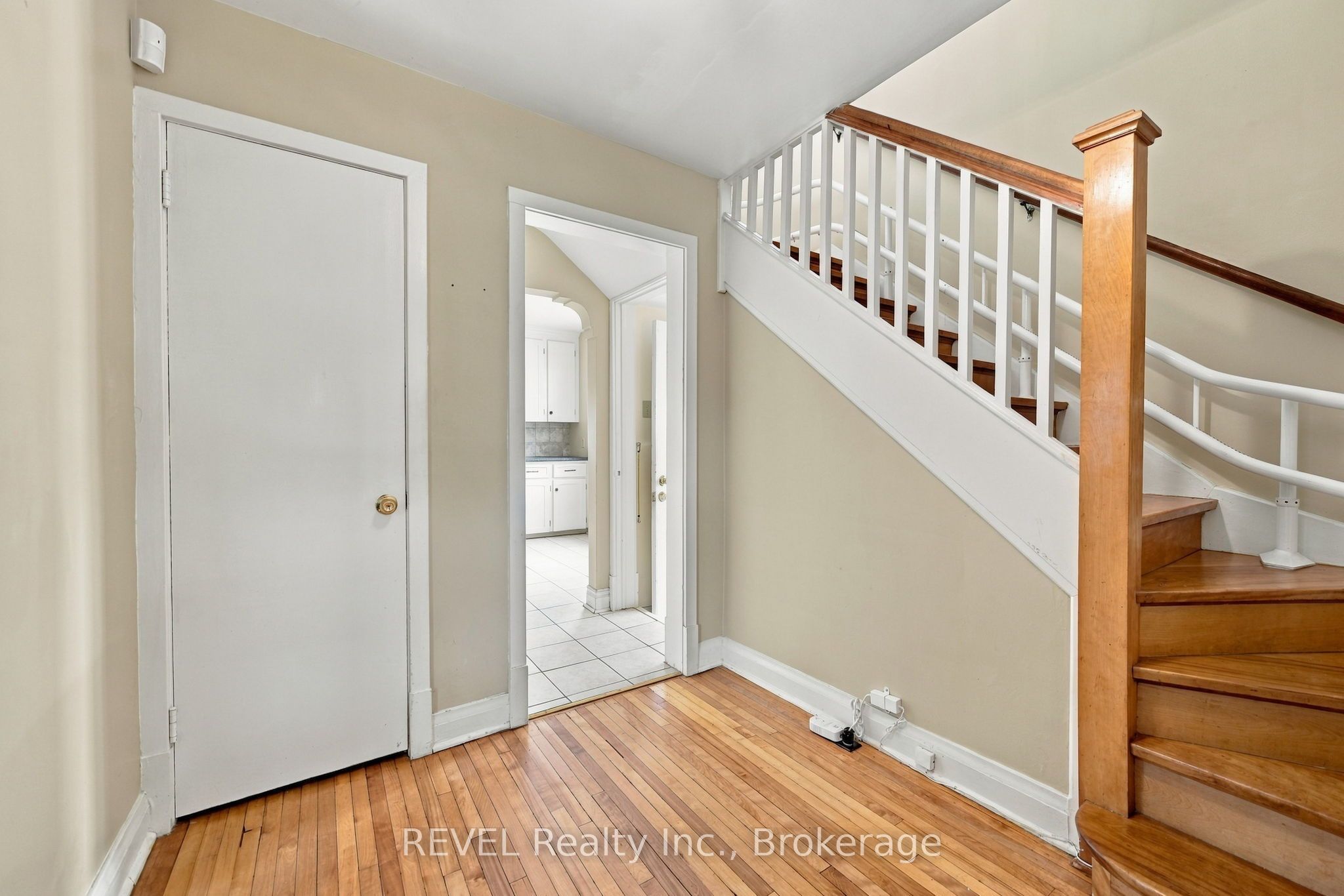 5892 Murray Street Property Photo 14