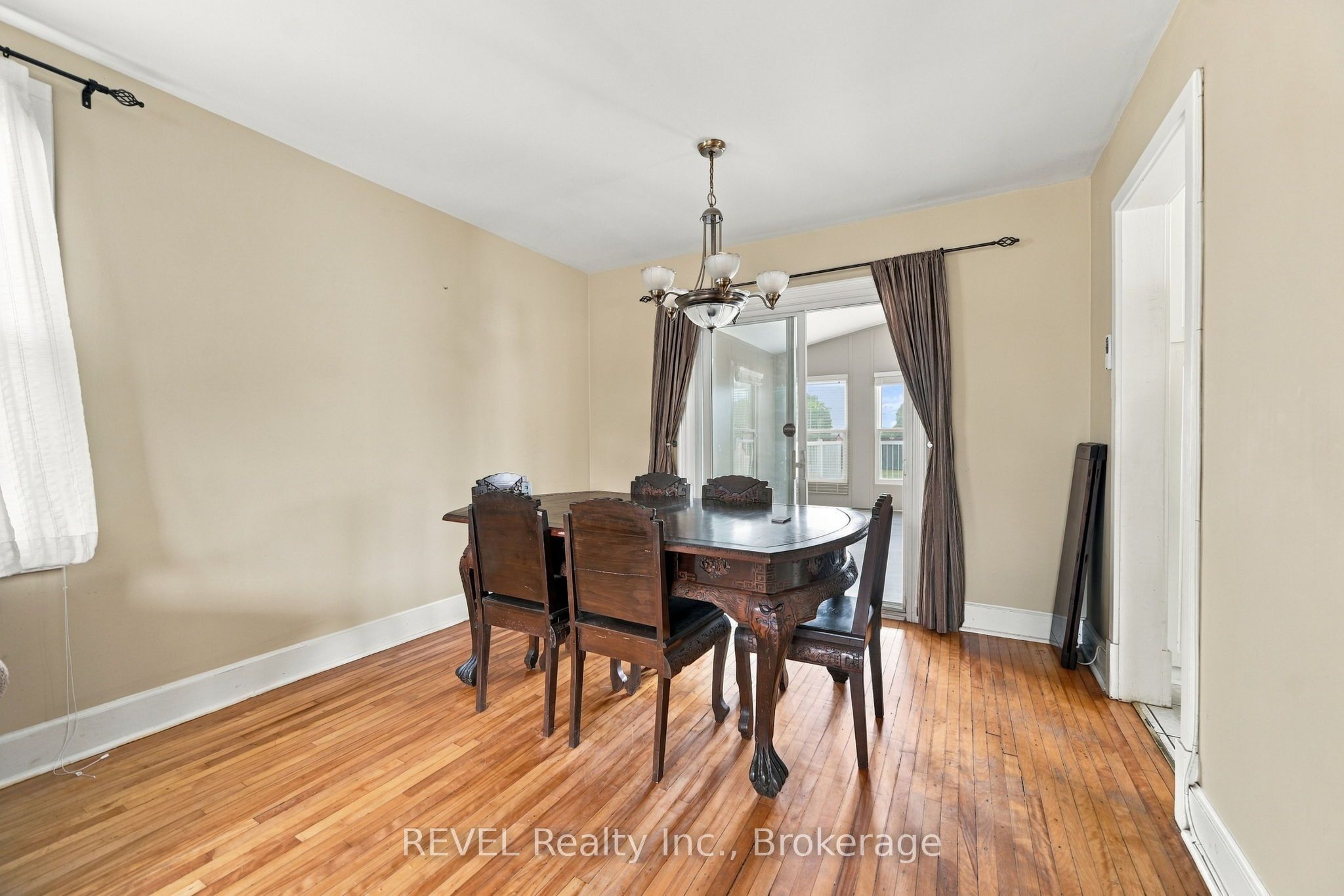 5892 Murray Street Property Photo 18
