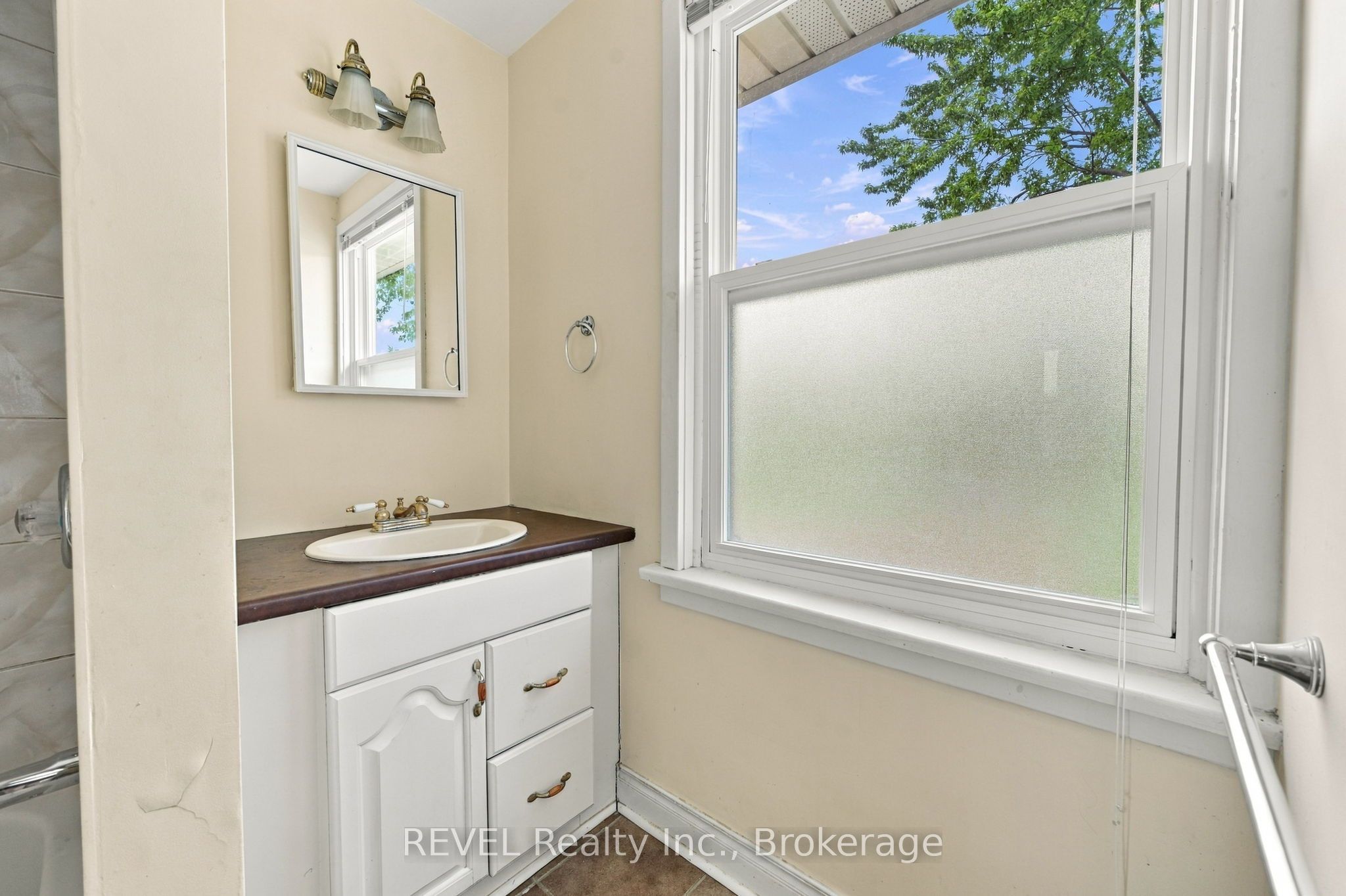 5892 Murray Street Property Photo 23