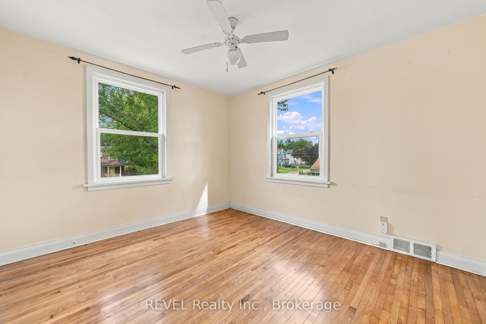 5892 Murray Street Property Photo 26