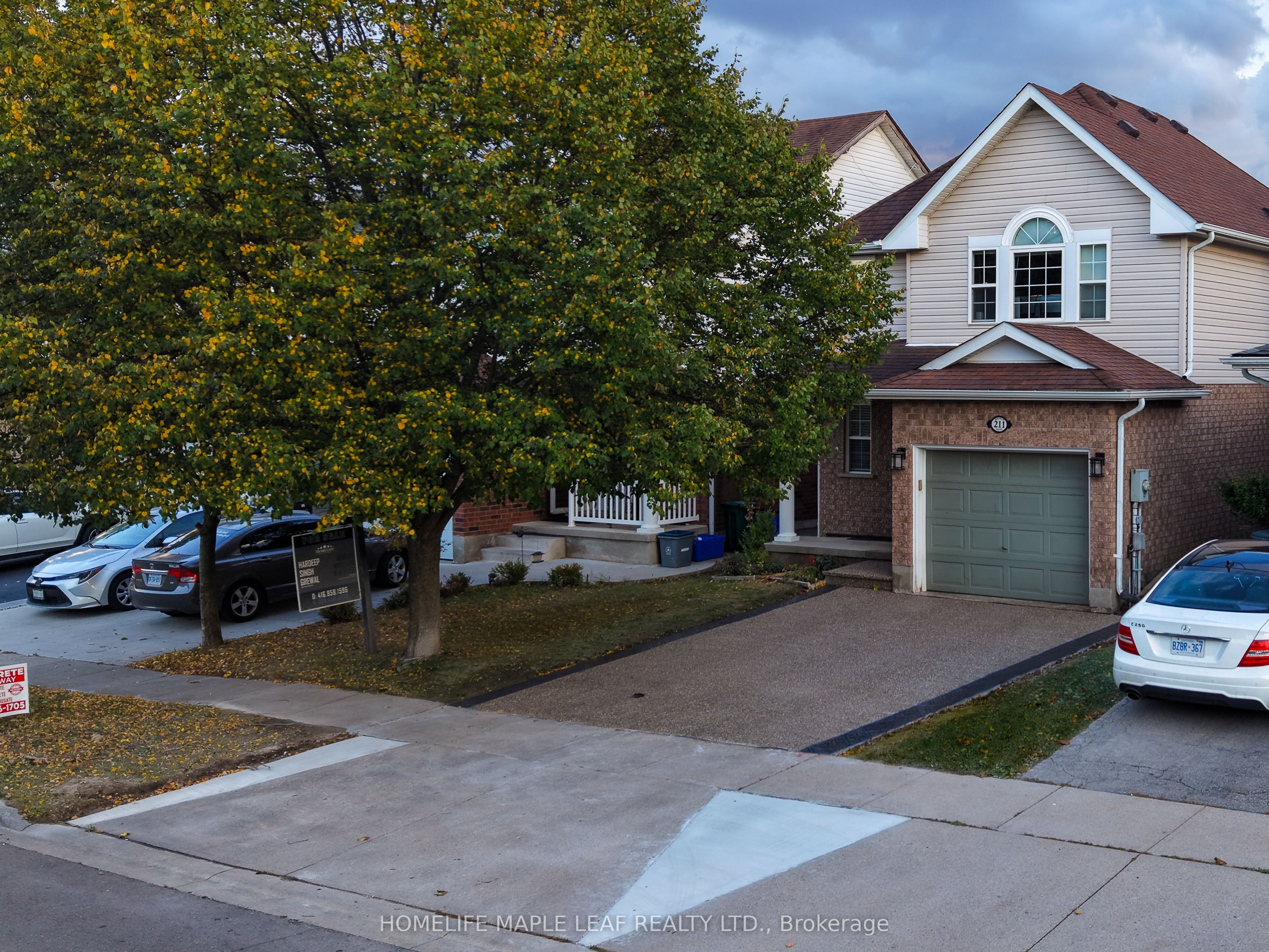 211 Melran Drive Property Photo 1