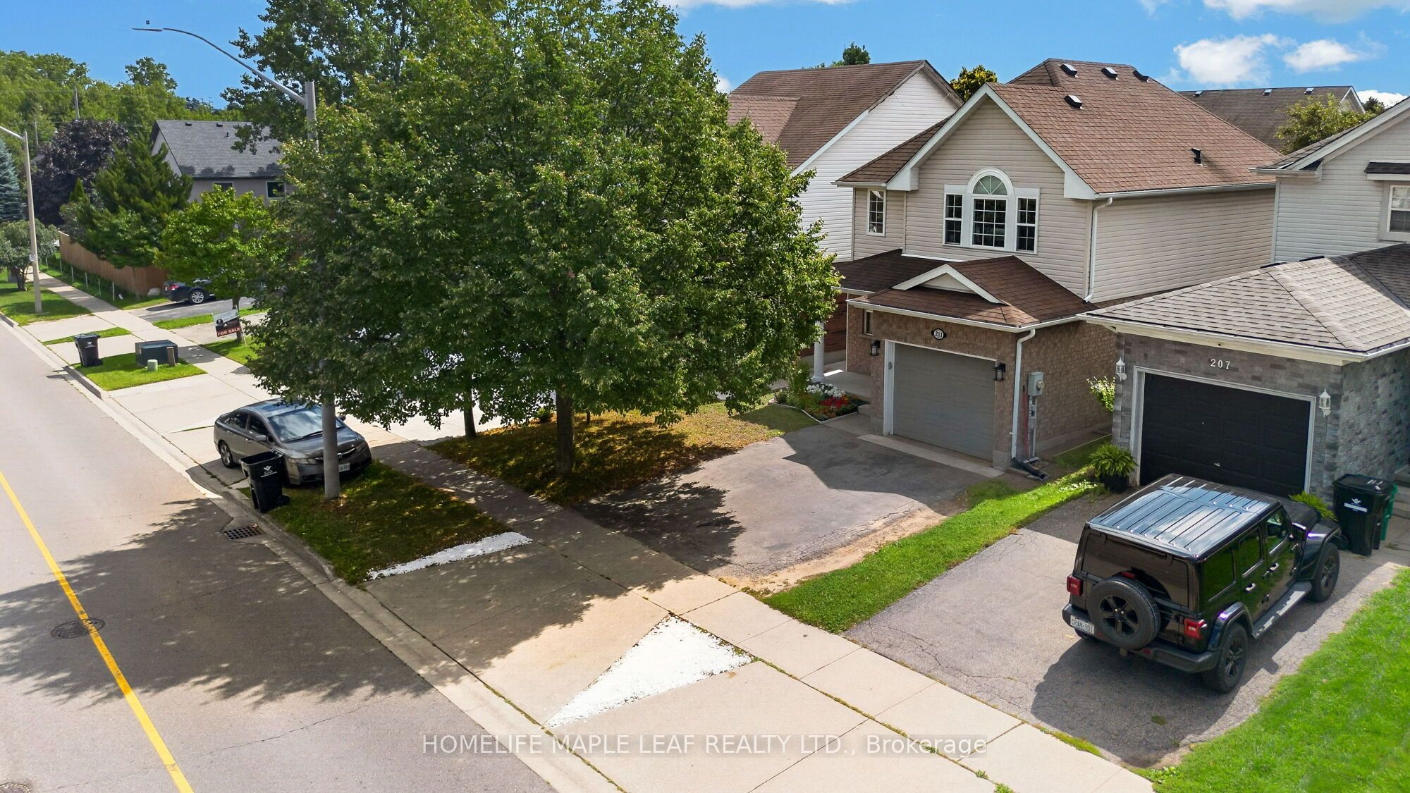 211 Melran Drive Property Photo 2