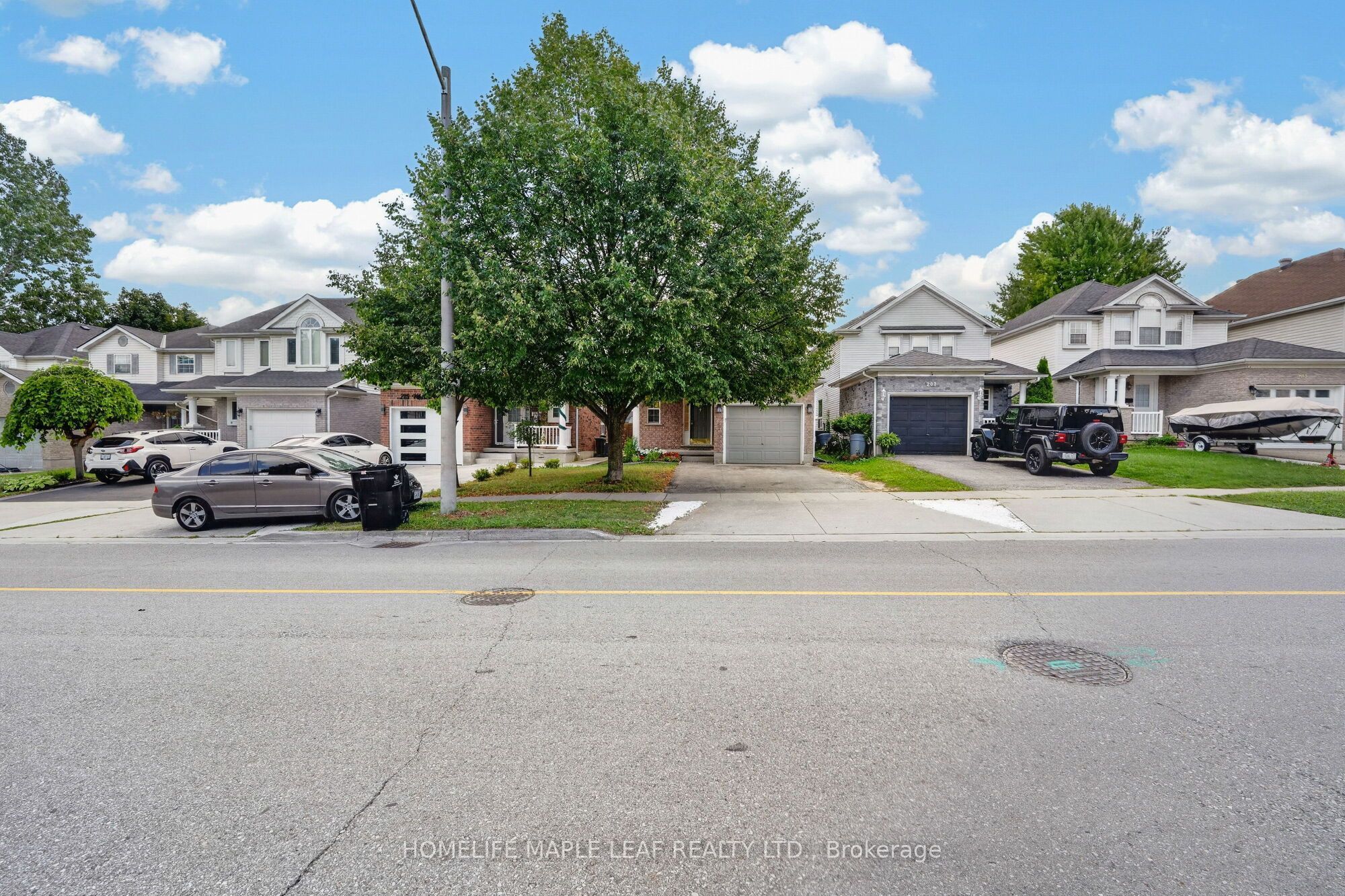 211 Melran Drive Property Photo 4