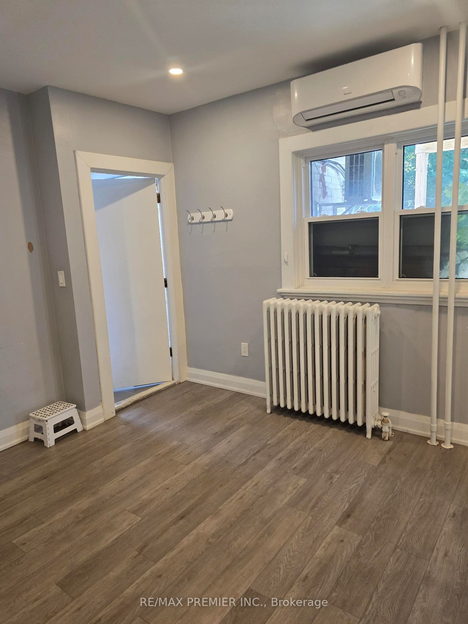 95 Cayuga Street Property Photo 11