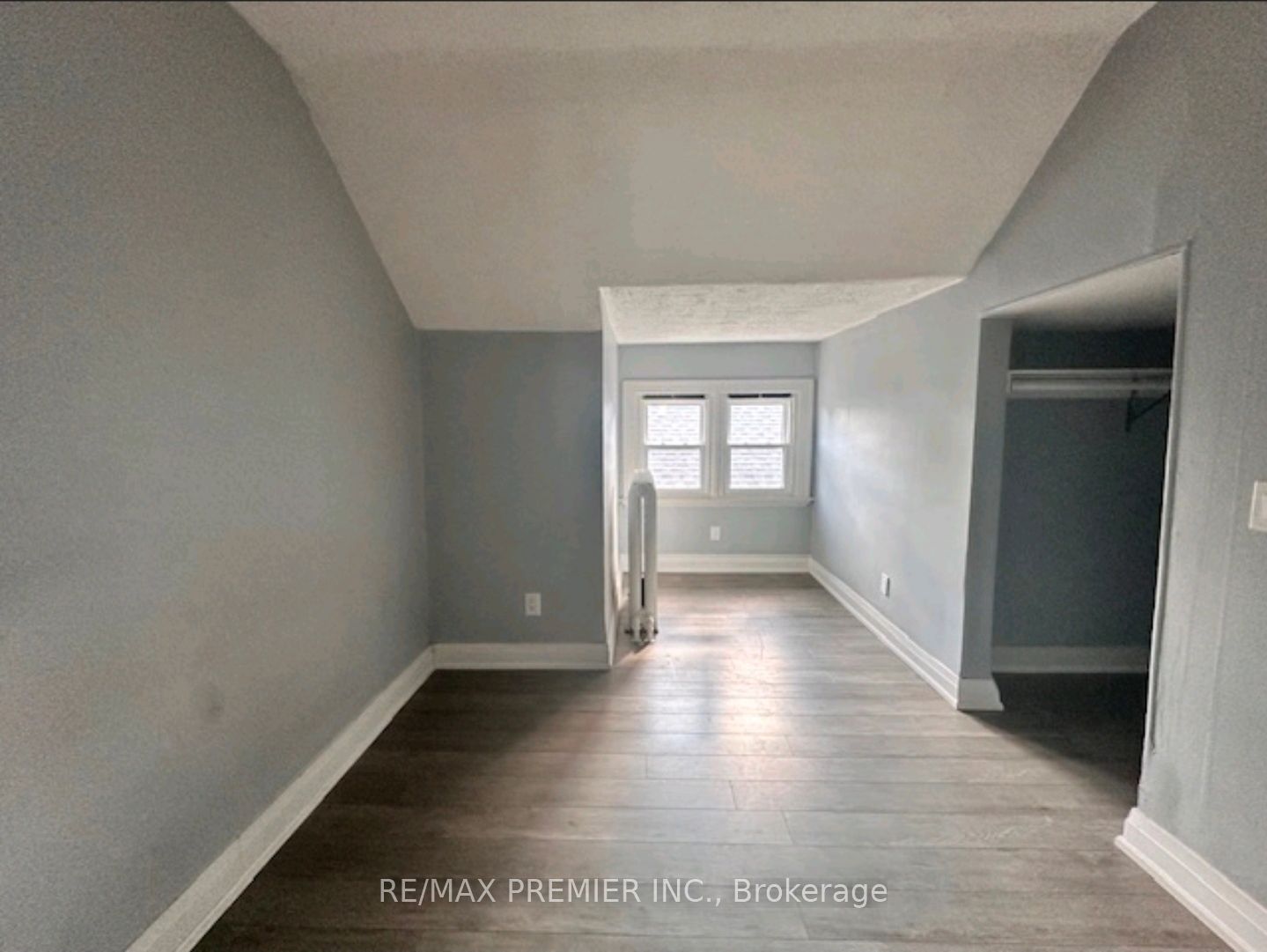 95 Cayuga Street Property Photo 13