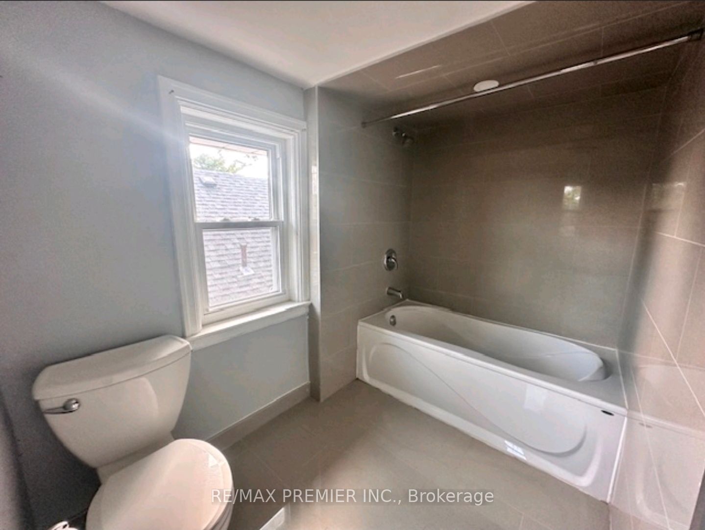 95 Cayuga Street Property Photo 15