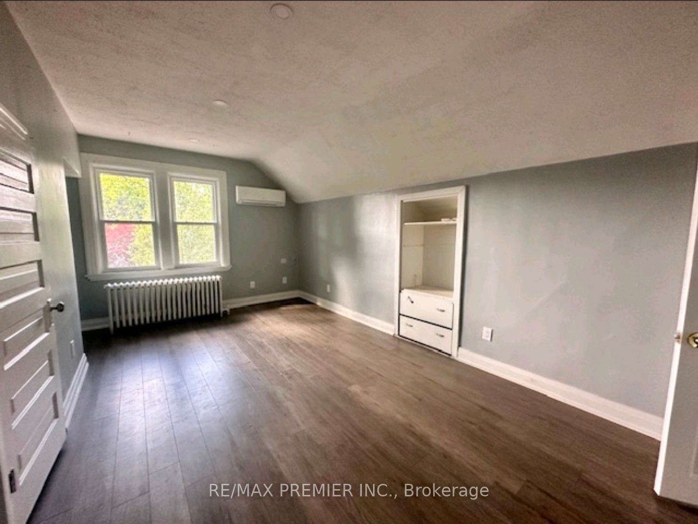 95 Cayuga Street Property Photo 16