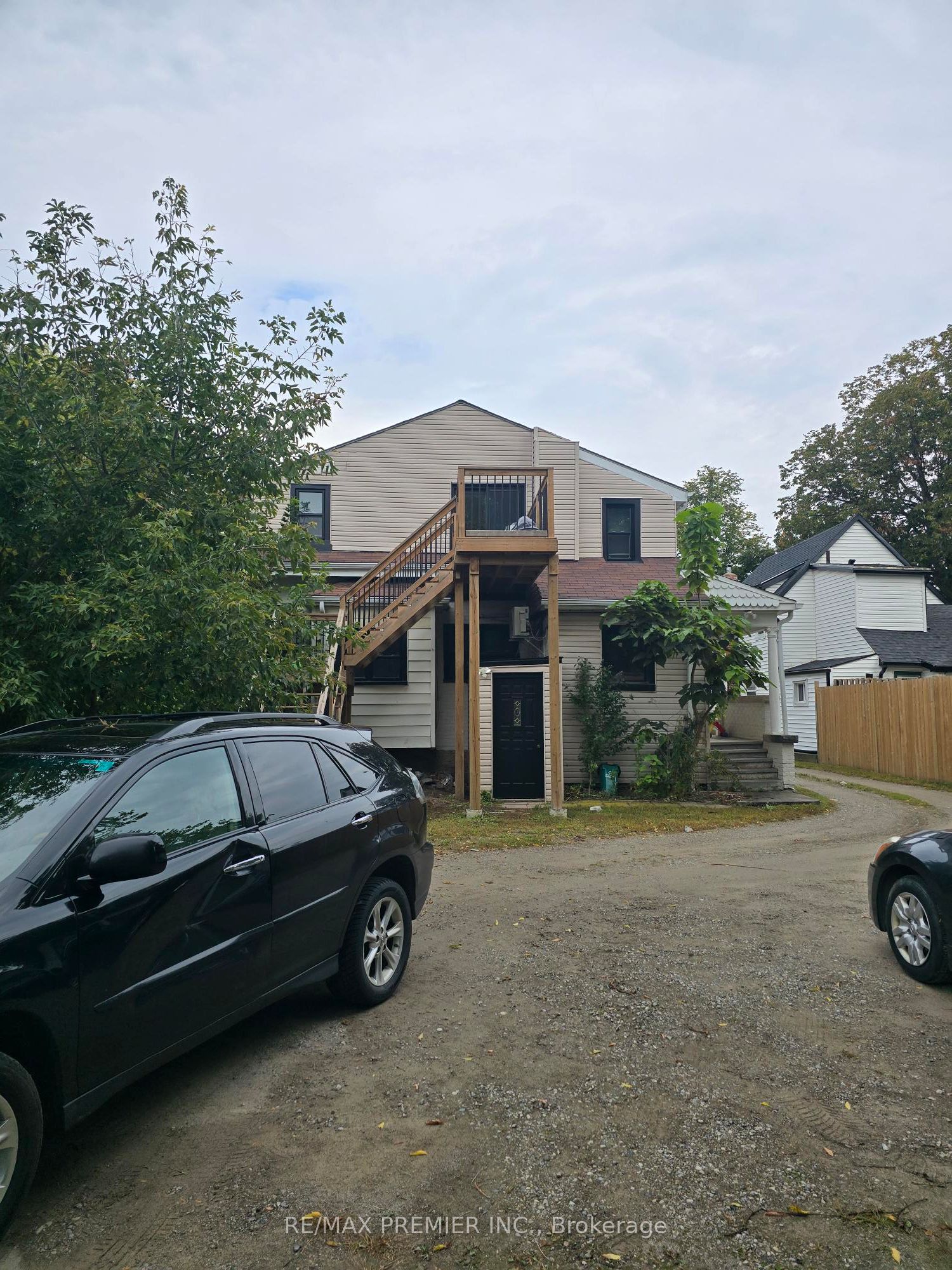 95 Cayuga Street Property Photo 19