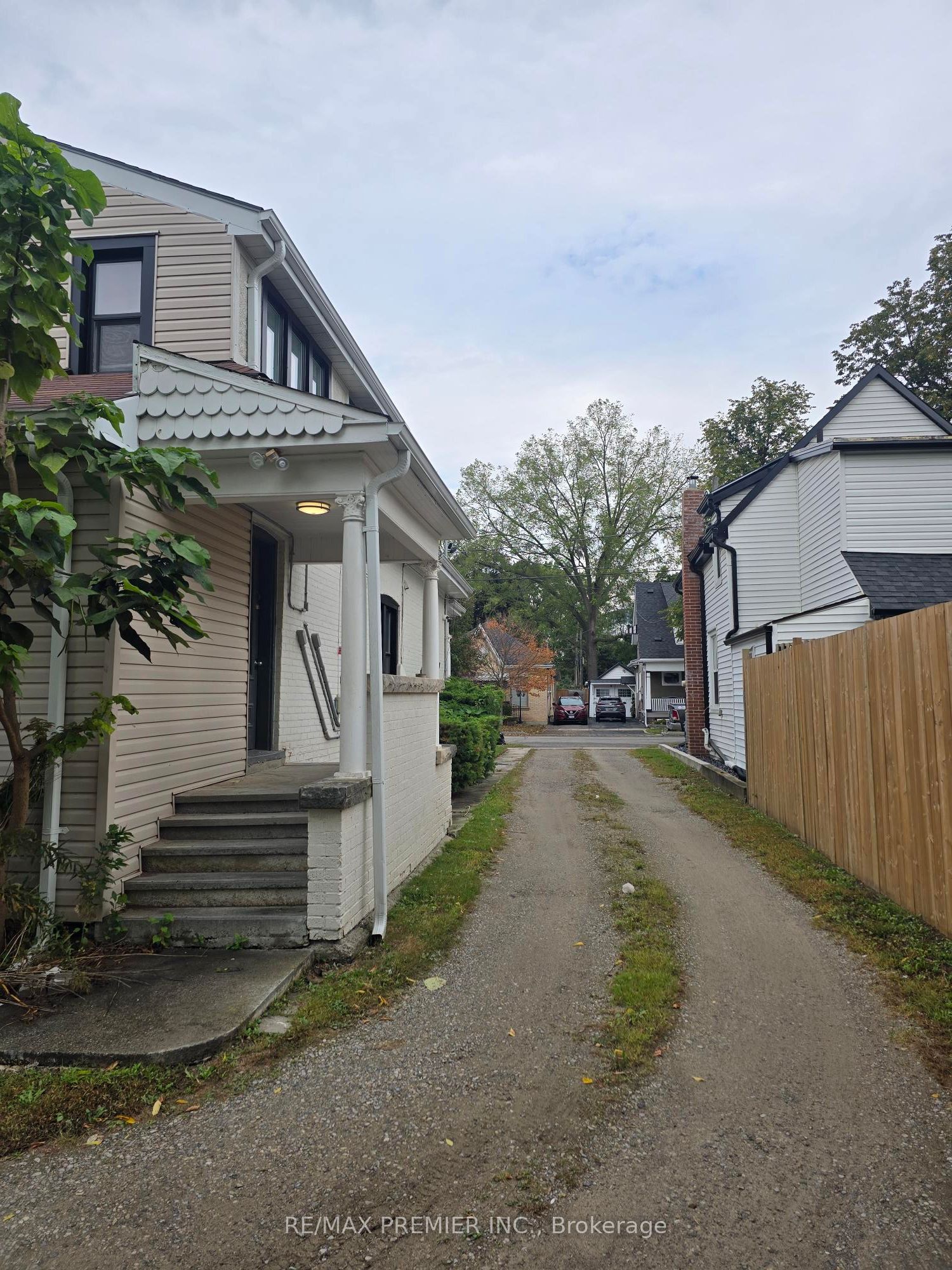 95 Cayuga Street Property Photo 22