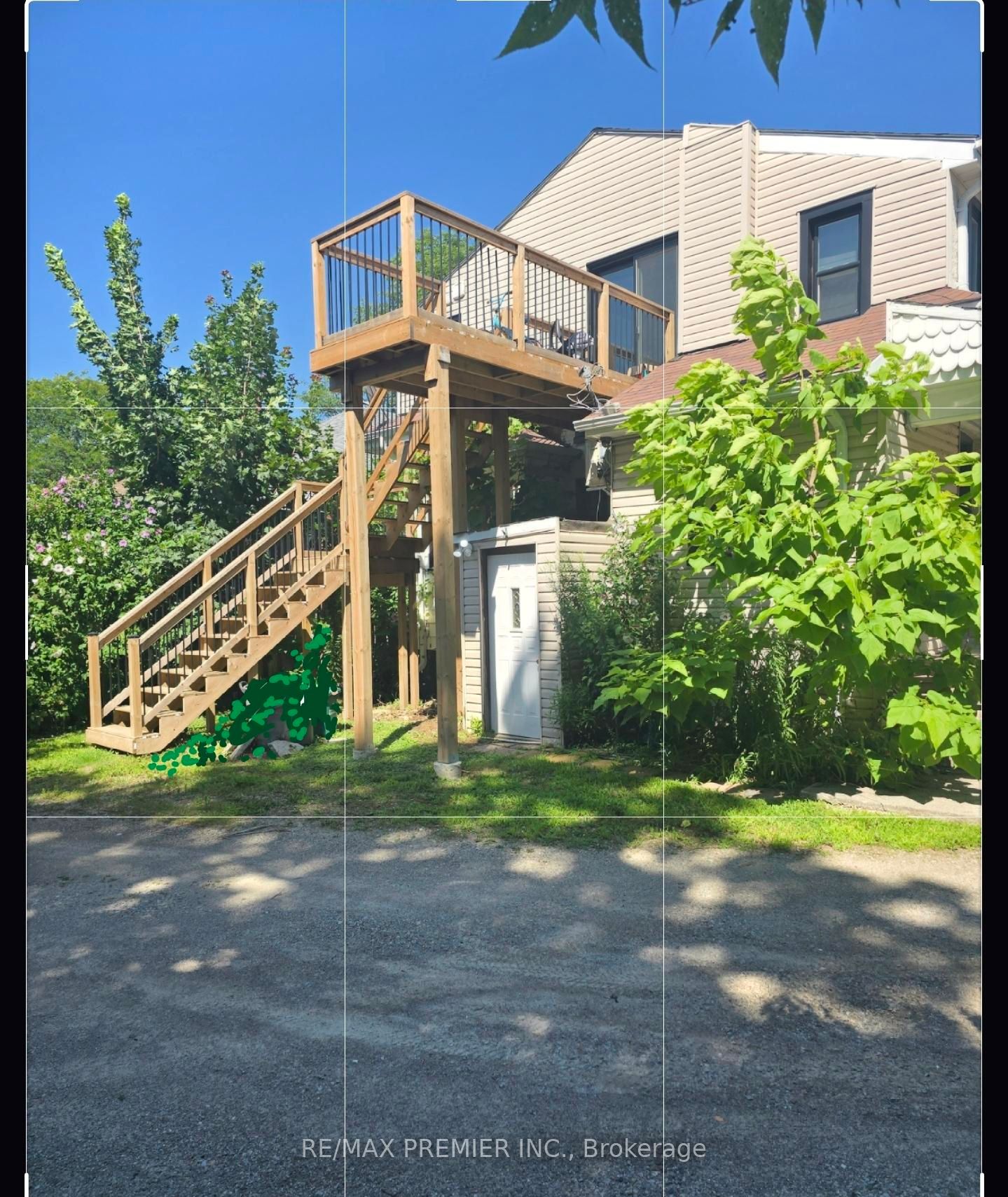 95 Cayuga Street Property Photo 25