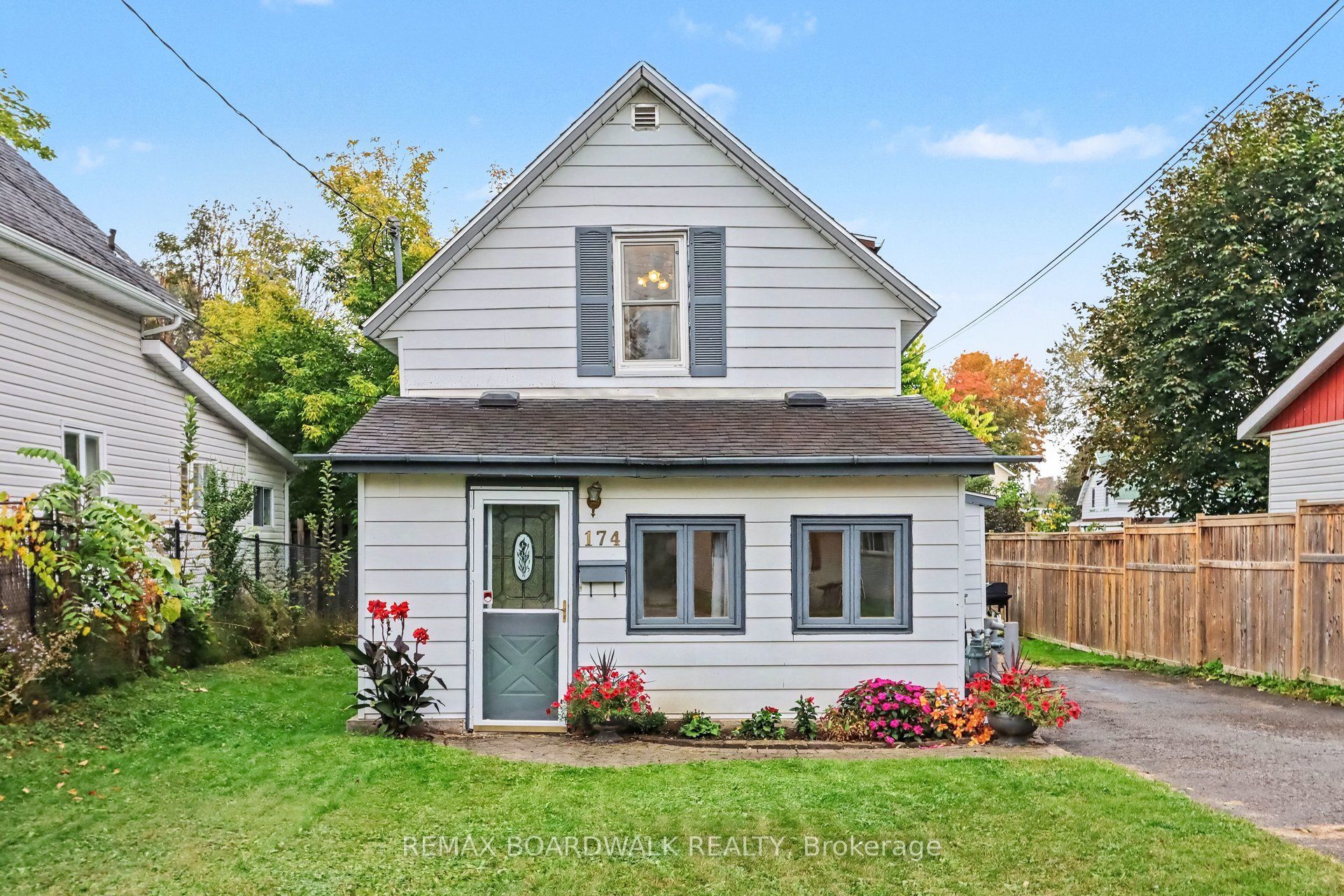 174 Munro Street Property Photo 1
