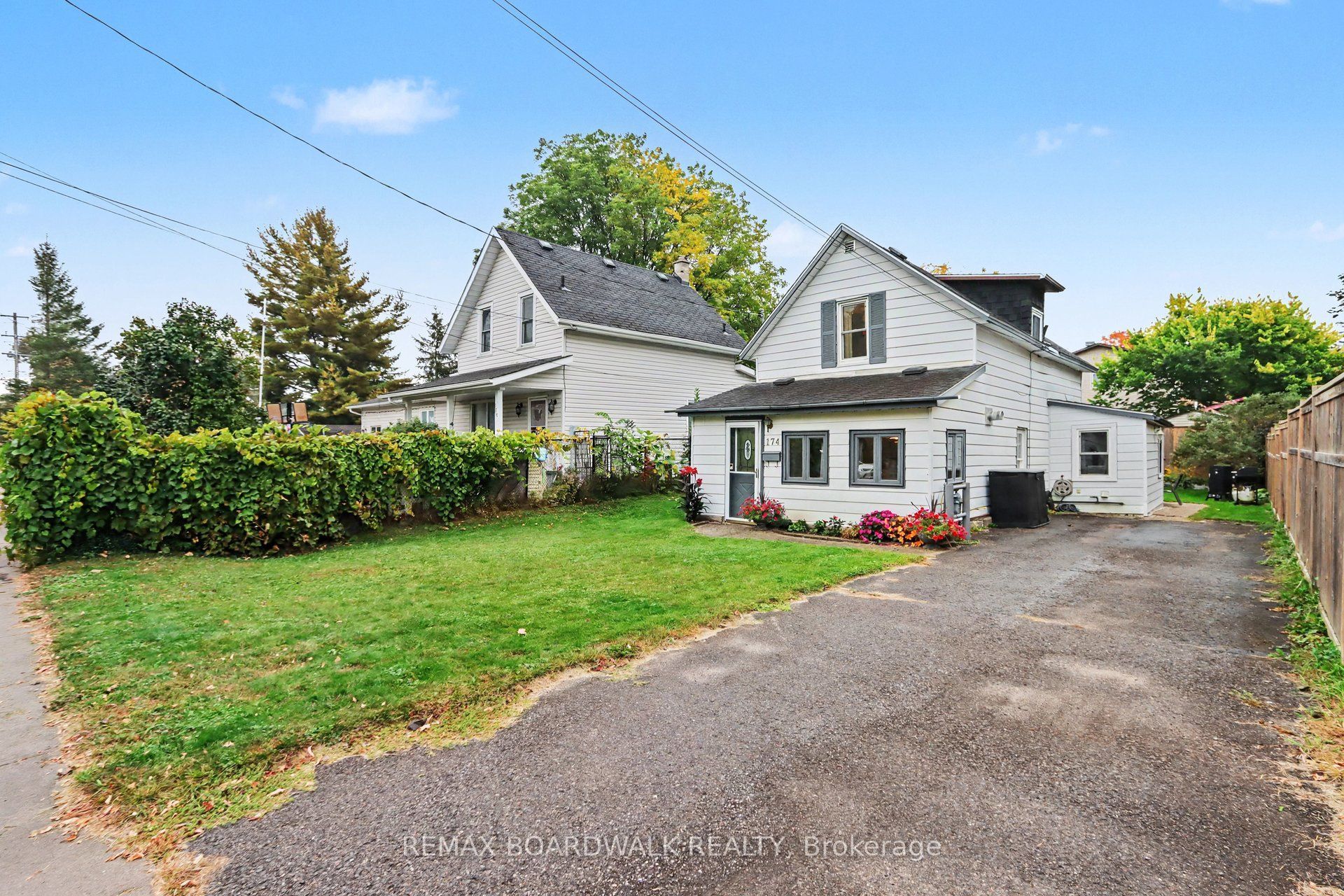 174 Munro Street Property Photo 3