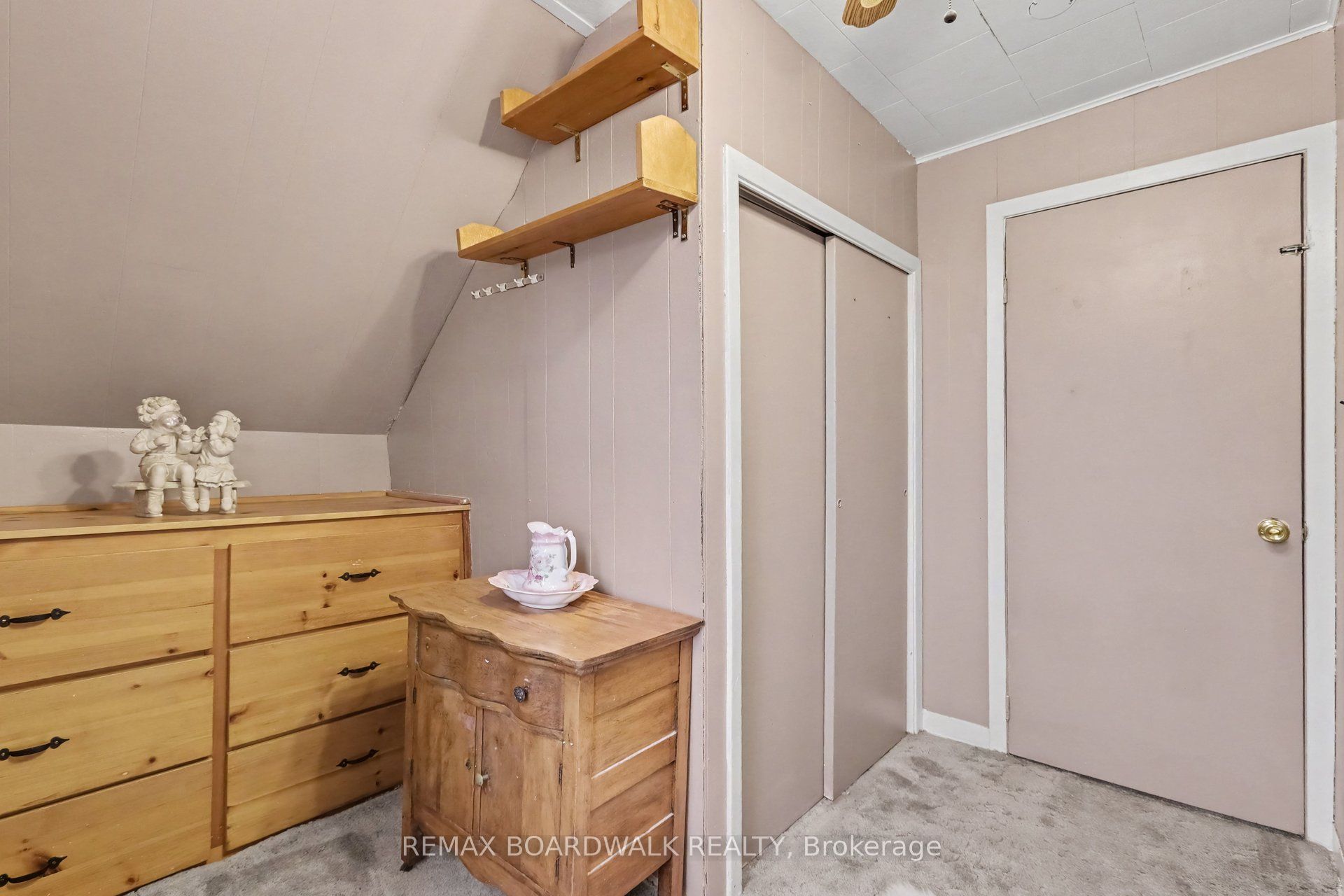 174 Munro Street Property Photo 18