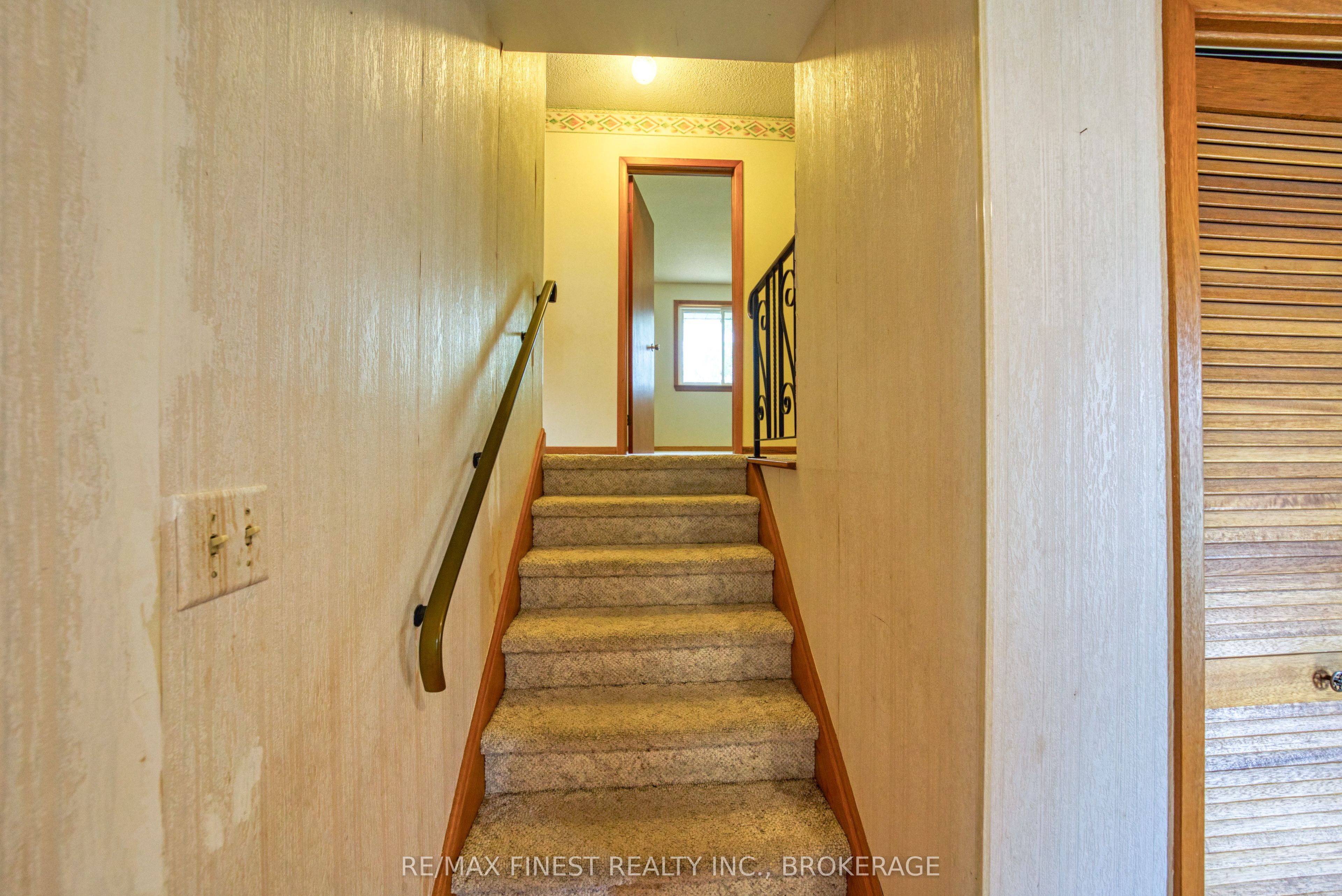 788 Kimberley Street Property Photo 17