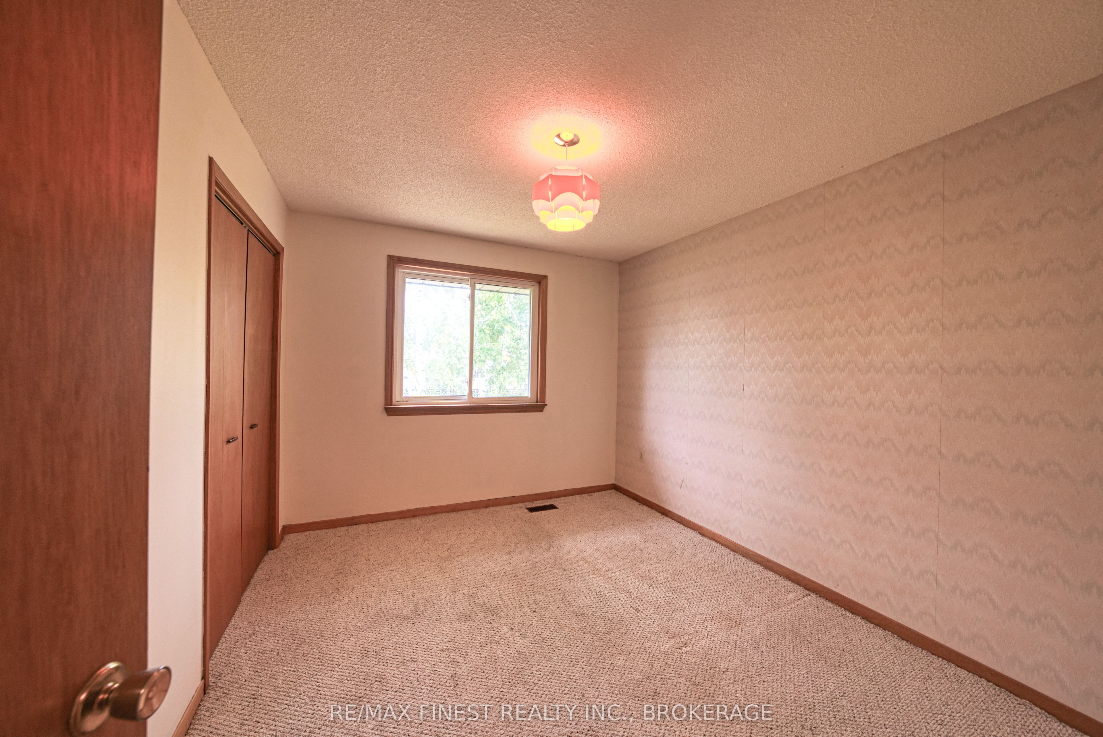 788 Kimberley Street Property Photo 19