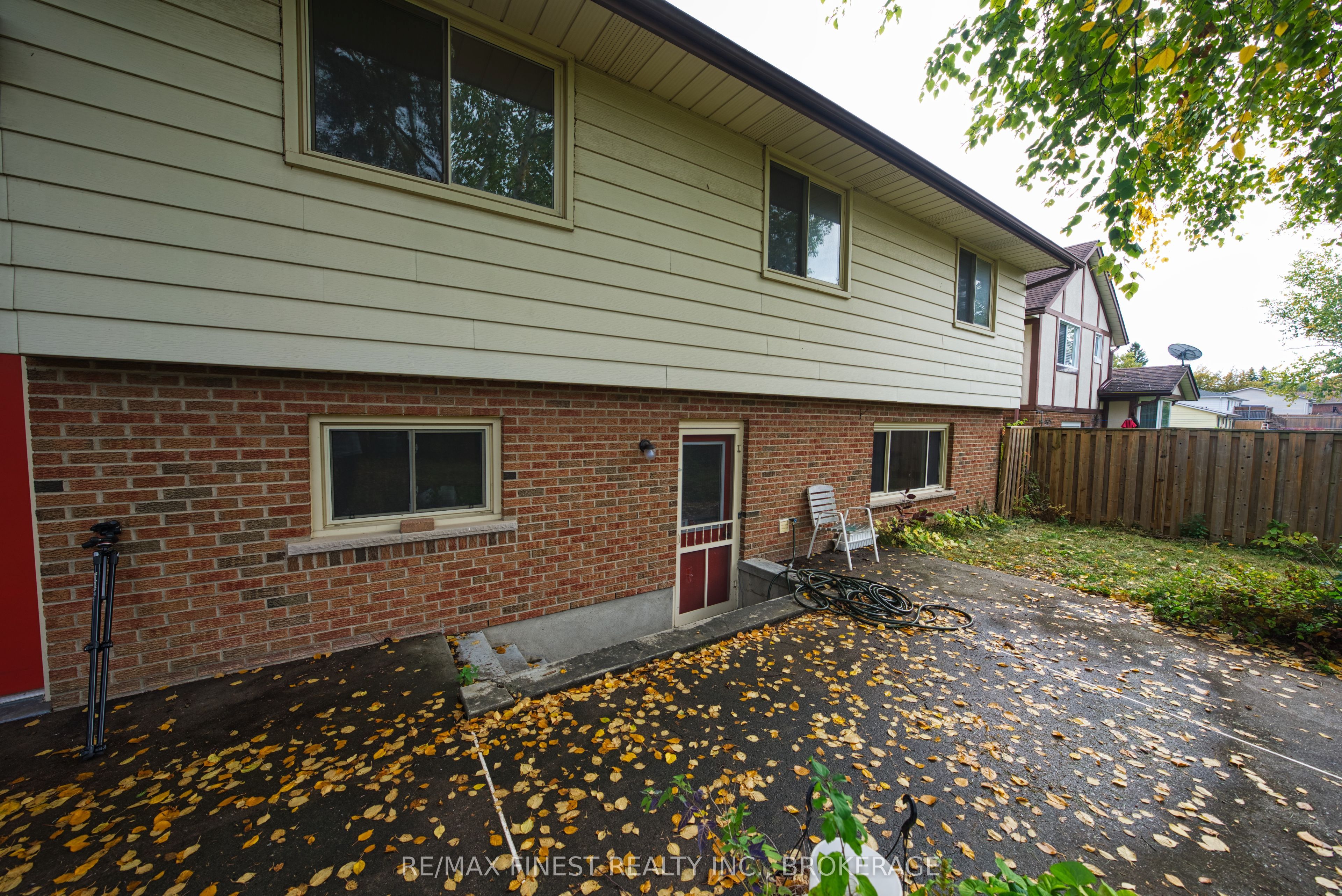 788 Kimberley Street Property Photo 36
