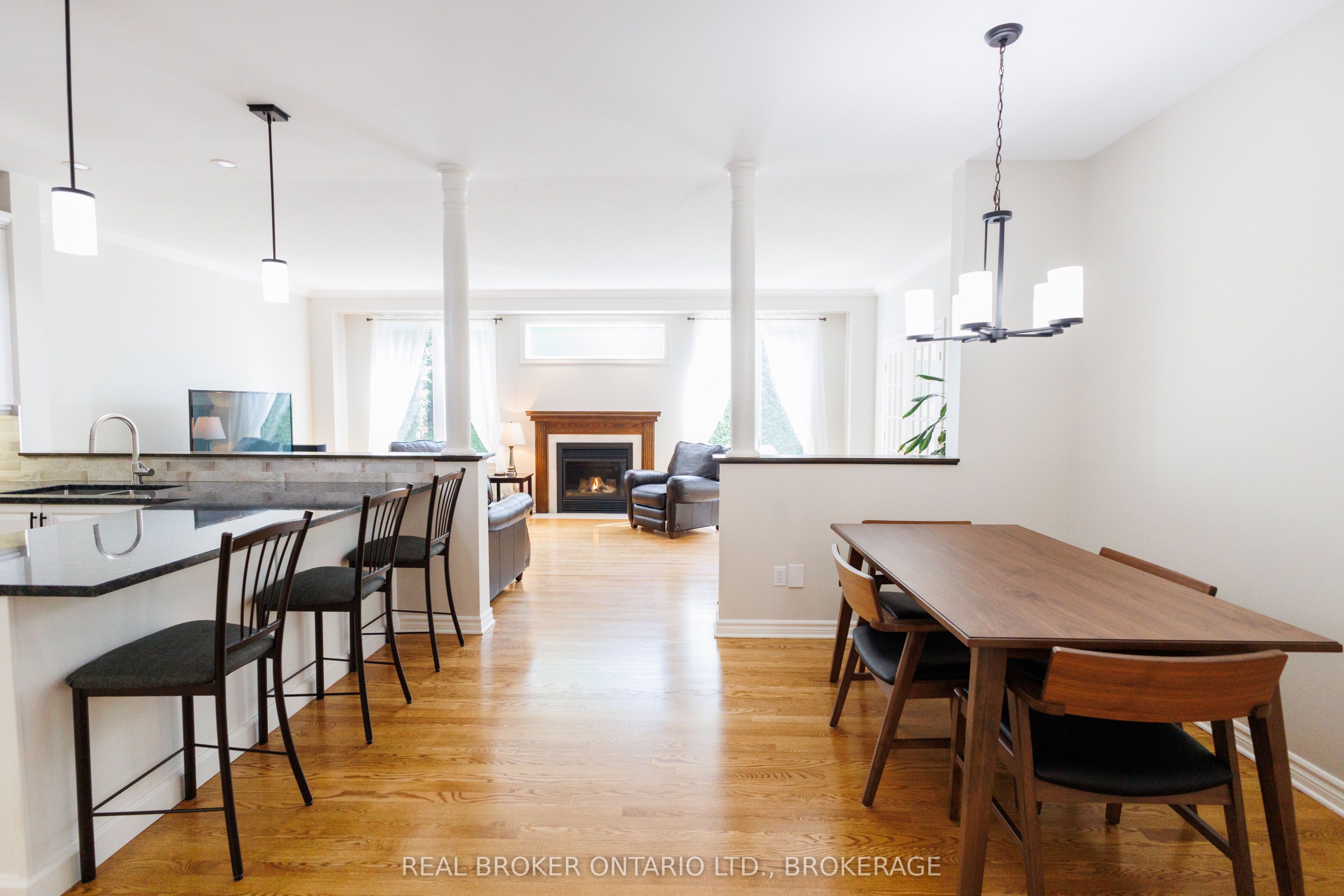 11 Redbridge Crescent Property Photo 18