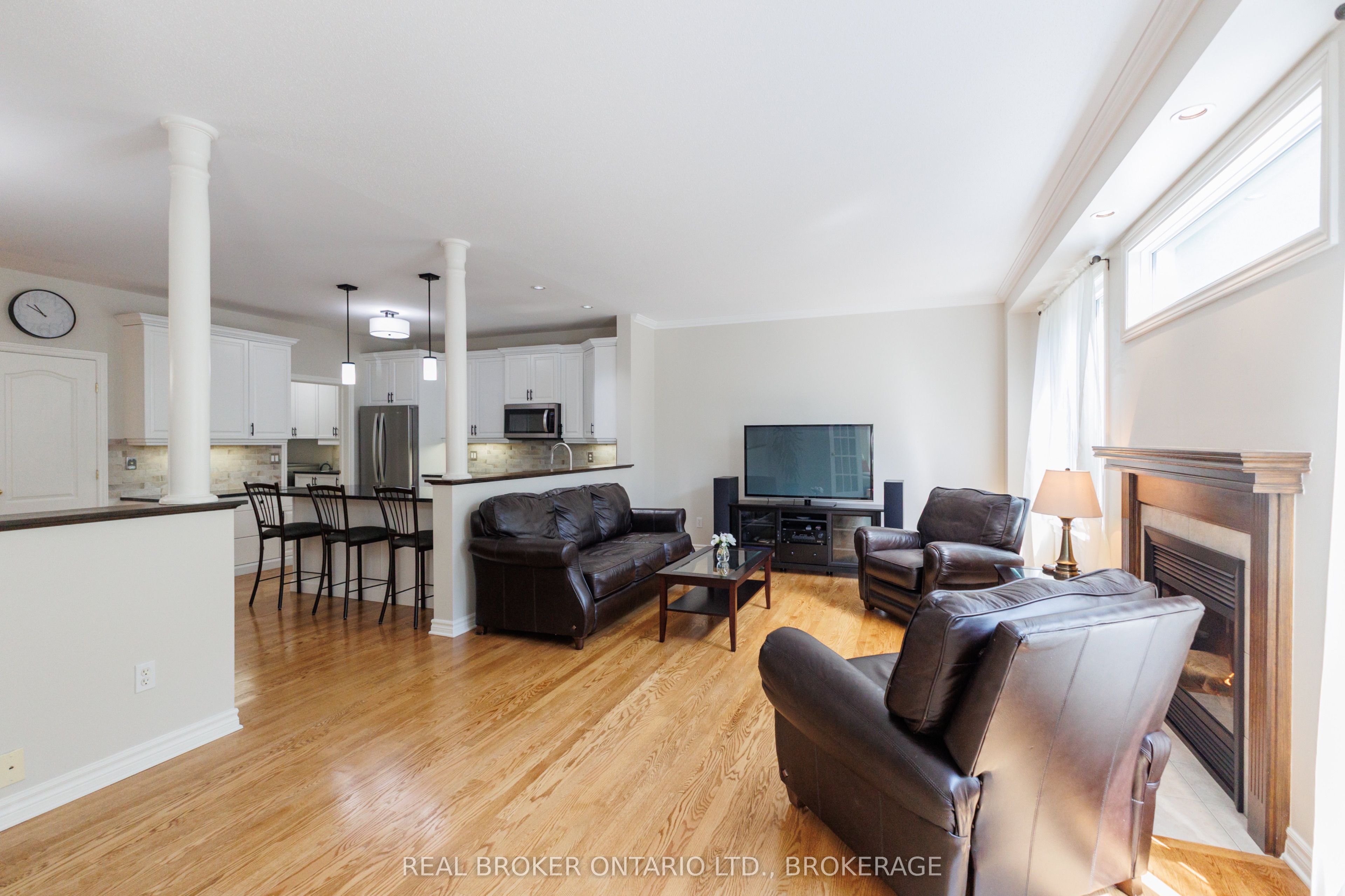 11 Redbridge Crescent Property Photo 25