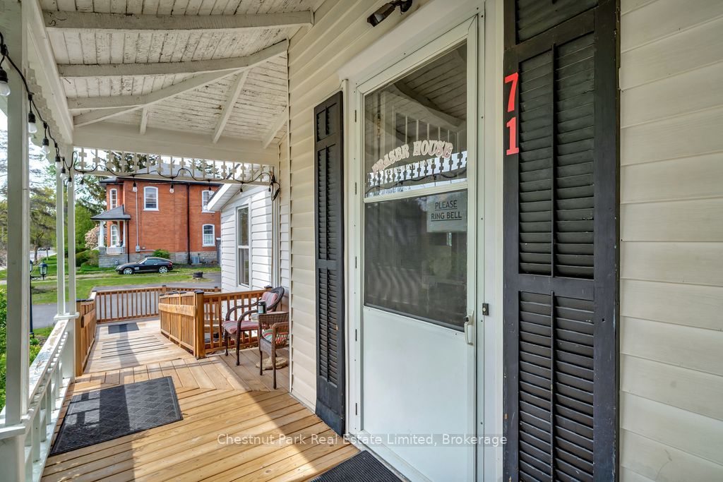 71 Queen Street Property Photo 12