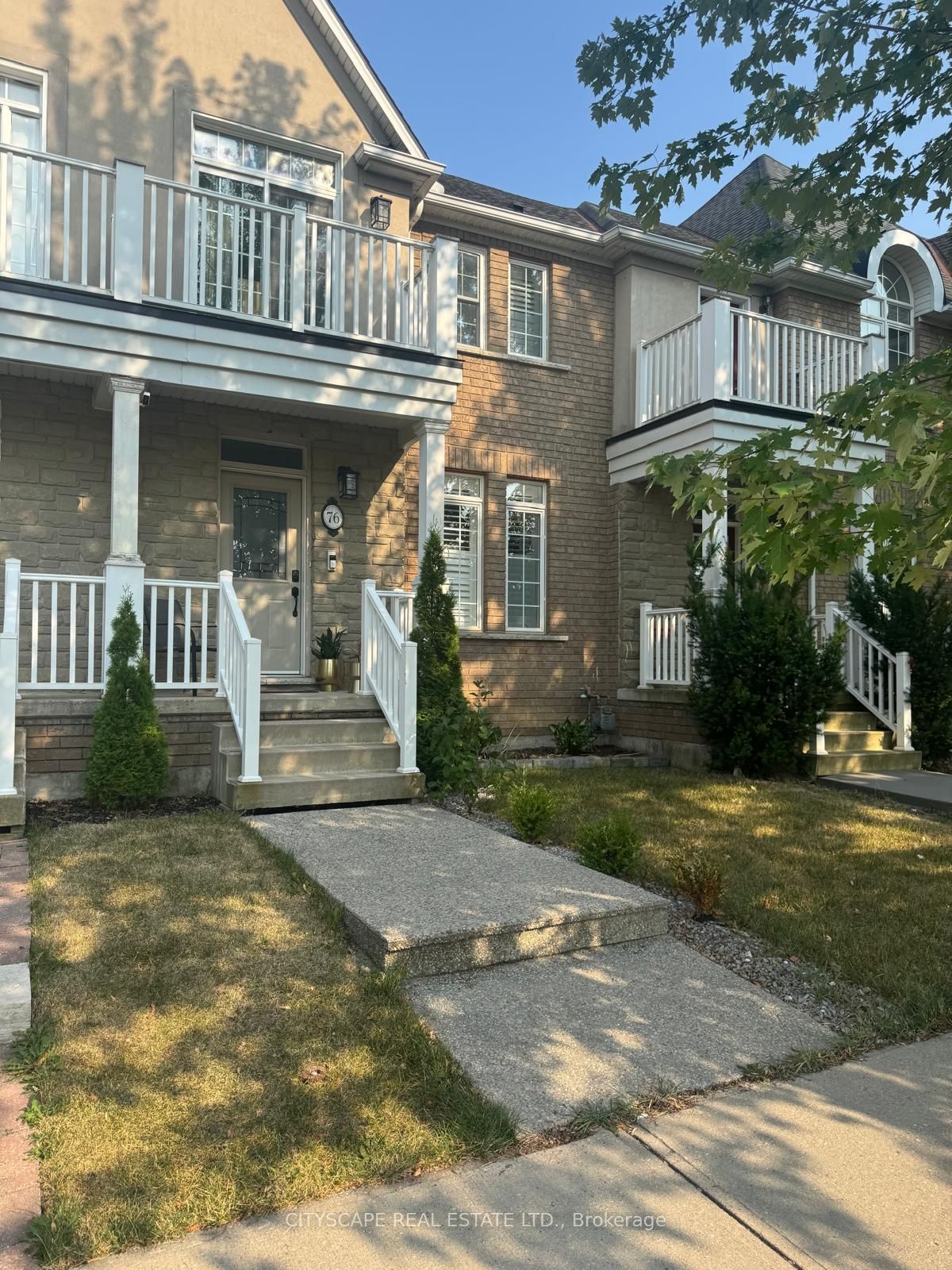 76 Easthampton Road Property Photo 1