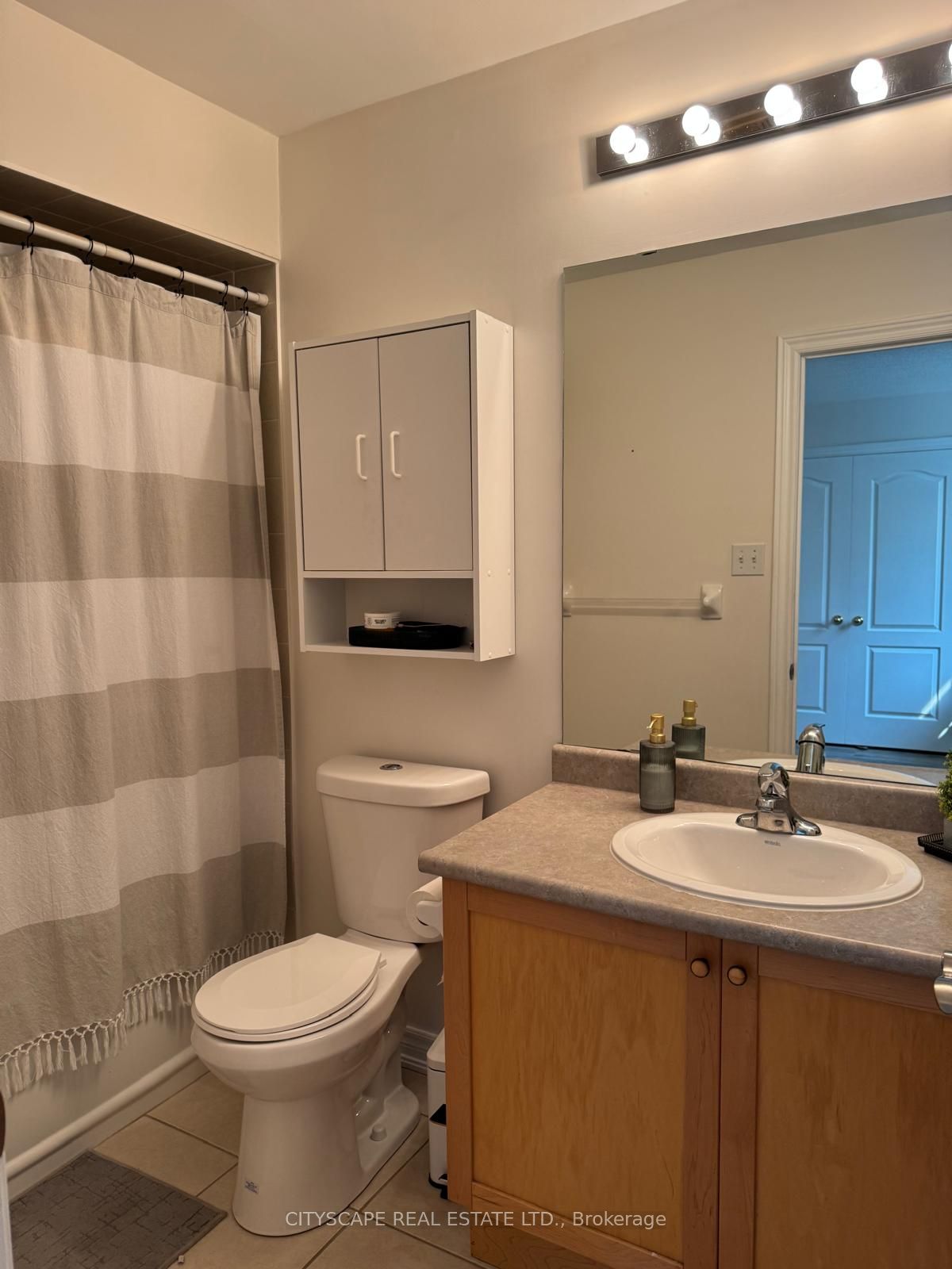 76 Easthampton Road Property Photo 14